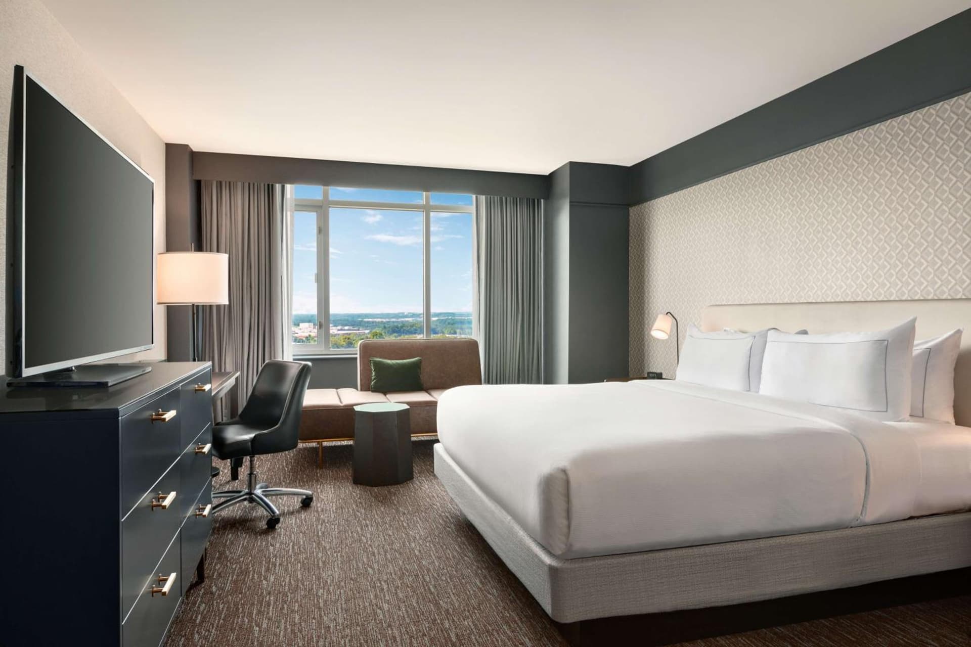 Hilton Baltimore BWI Airport gallery photo in Linthicum Heights, MD — image 37