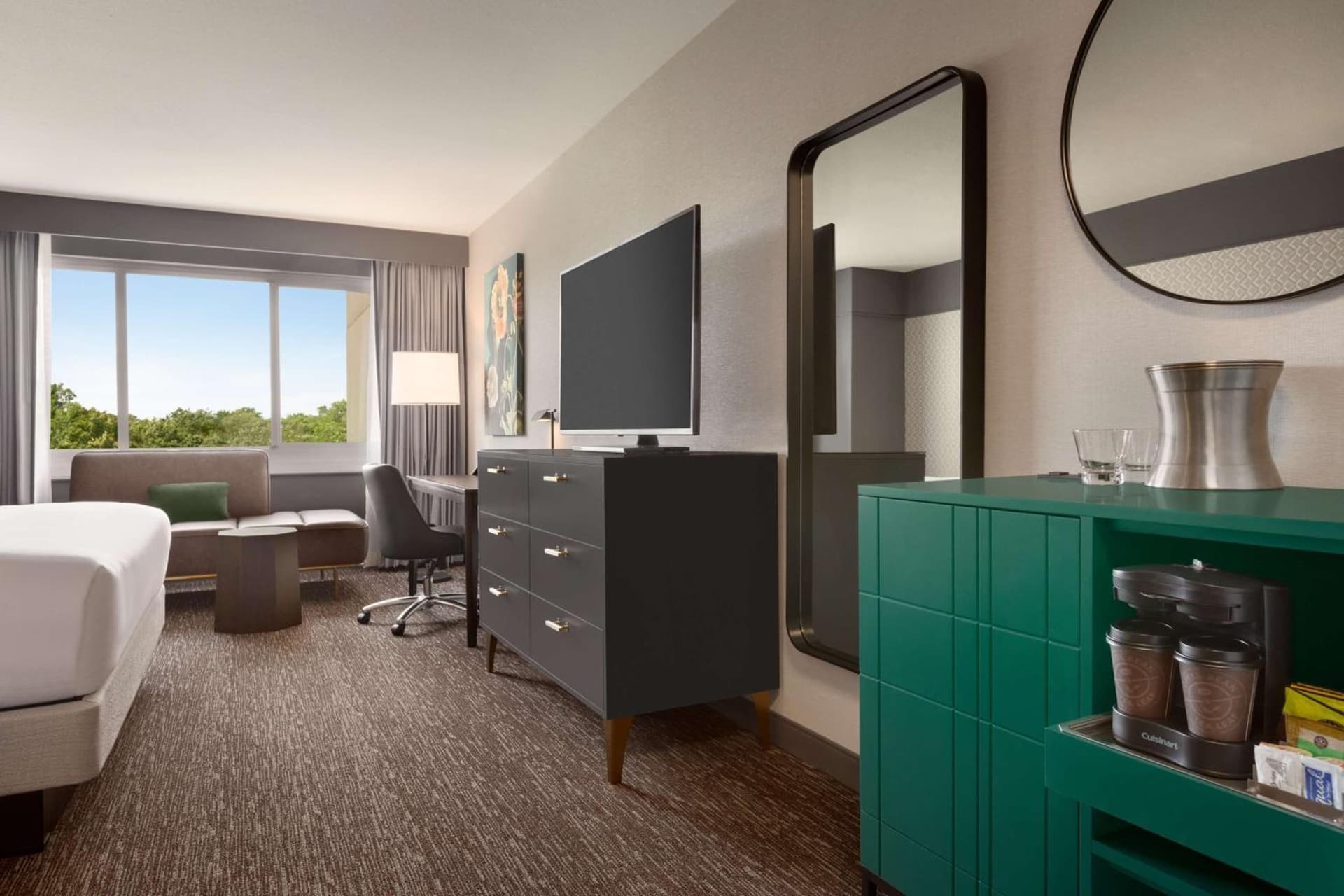 Hilton Baltimore BWI Airport gallery photo in Linthicum Heights, MD — image 59