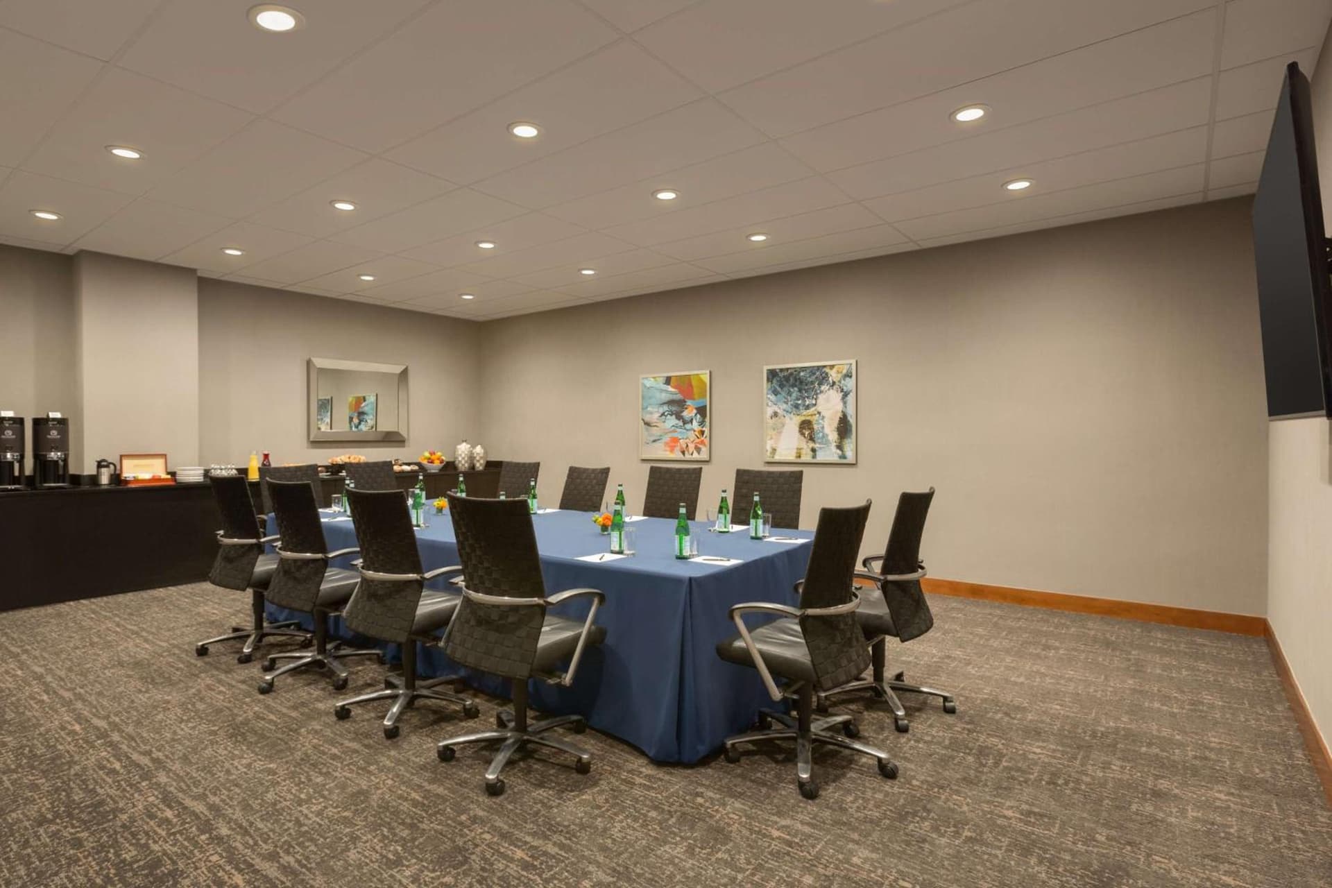 Hilton Baltimore BWI Airport gallery photo in Linthicum Heights, MD — image 54