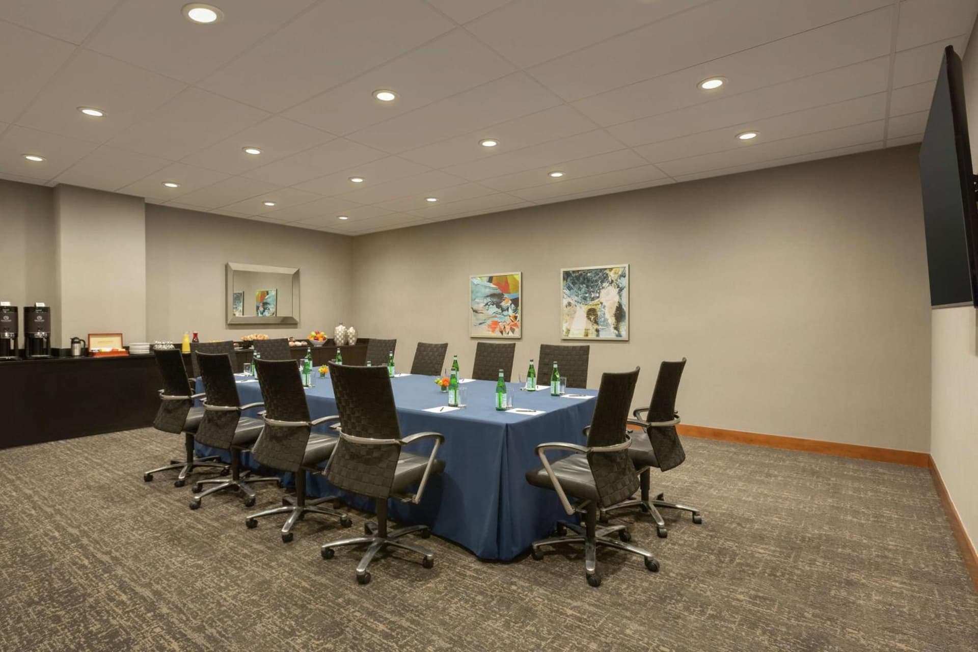 Hilton Baltimore BWI Airport gallery photo in Linthicum Heights, MD — image 50