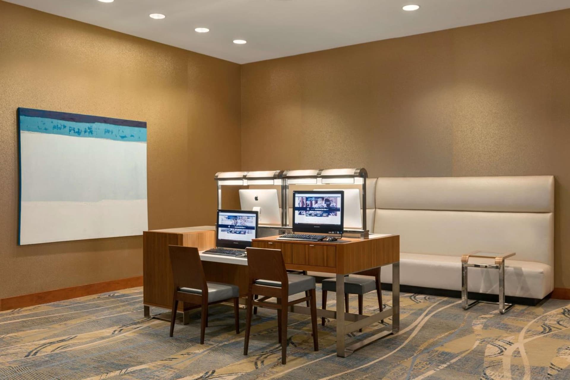Hilton Baltimore BWI Airport gallery photo in Linthicum Heights, MD — image 39