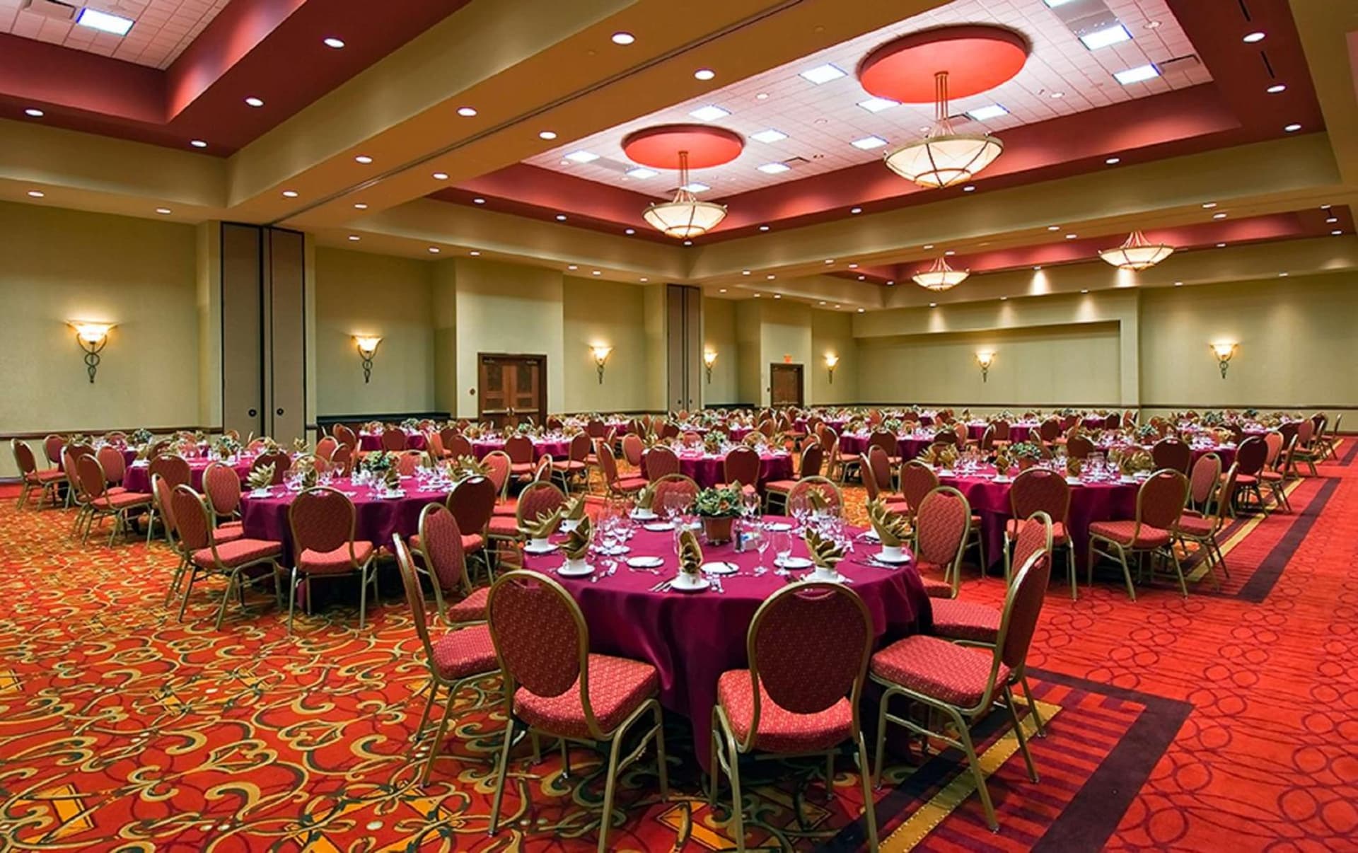 Embassy Suites Murfreesboro - Hotel & Conference Center gallery photo in Murfreesboro, TN — image 10