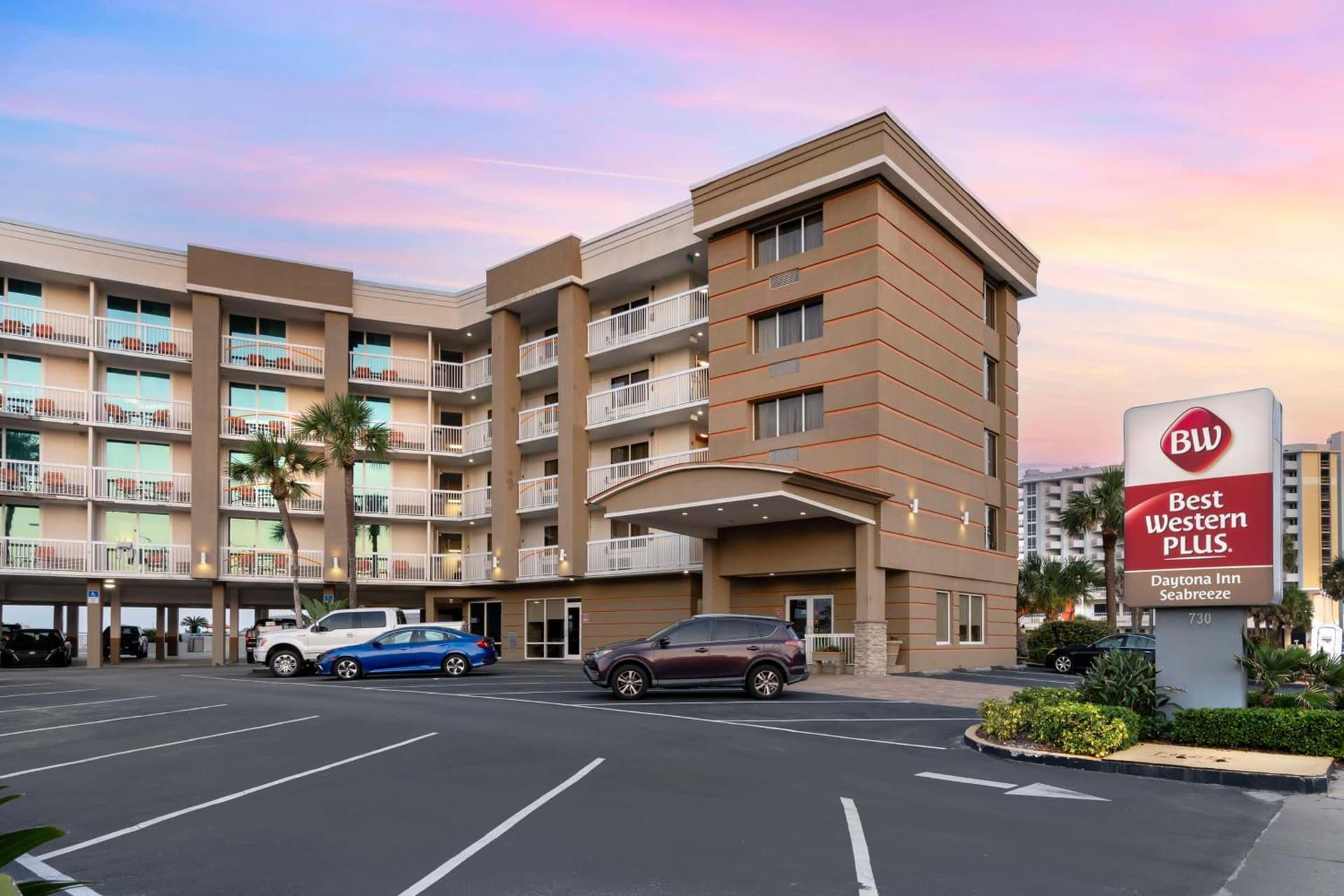 Best Western Plus Daytona Inn Seabreeze featured exterior or lobby in Daytona Beach, FL — similar hotel