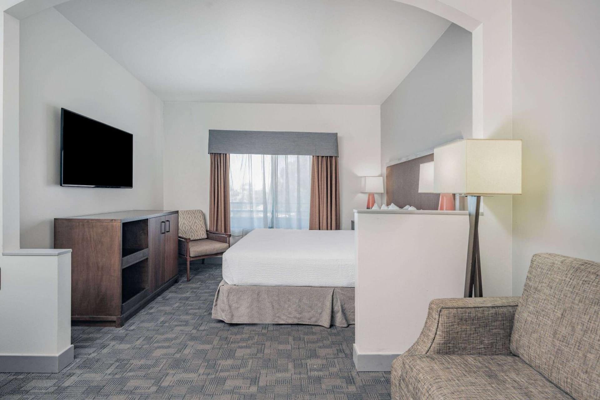 Ramada by Wyndham Bakersfield gallery photo in Bakersfield, CA — image 17