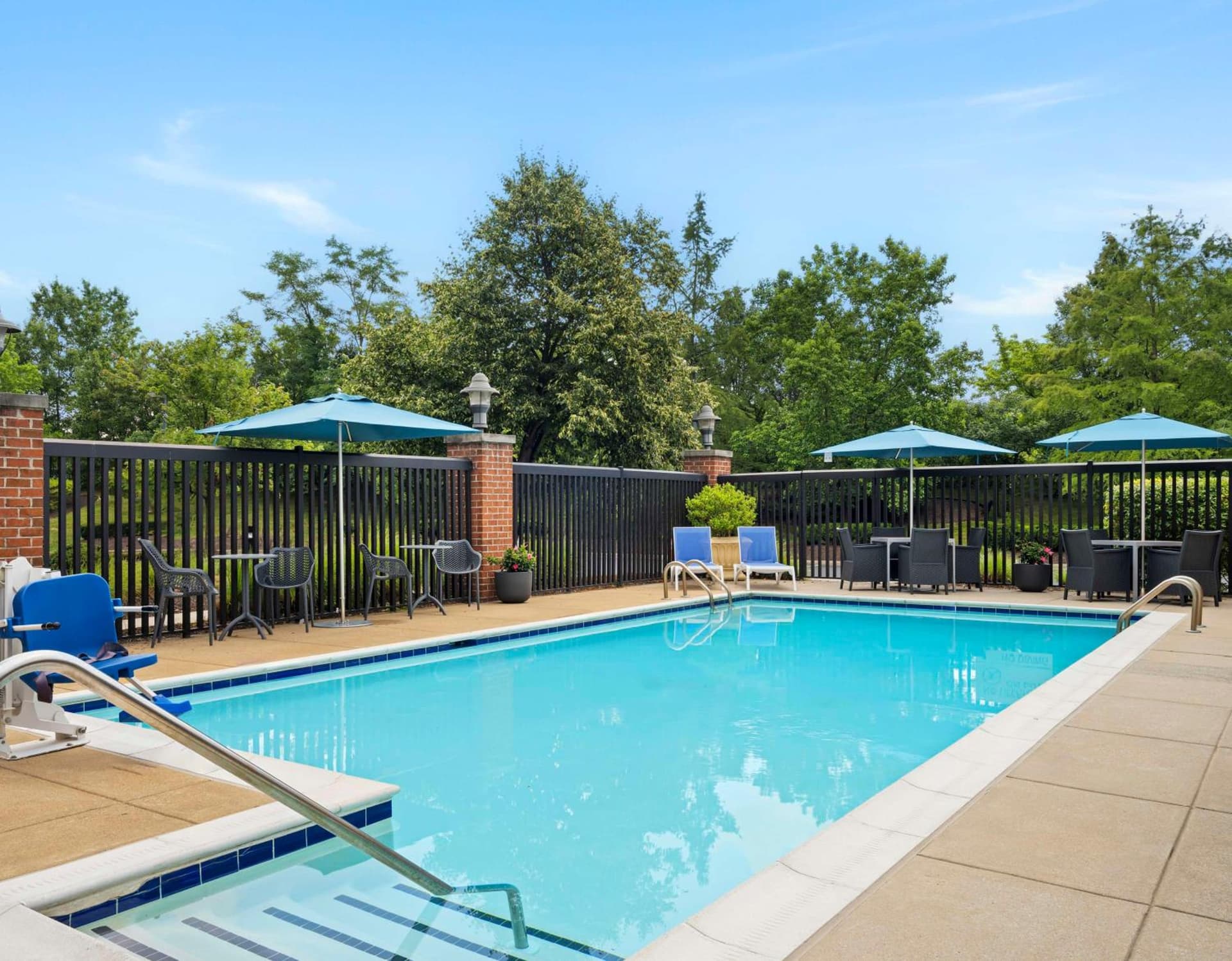 Hampton Inn & Suites Arundel Mills/Baltimore gallery photo in Hanover, MD — image 45