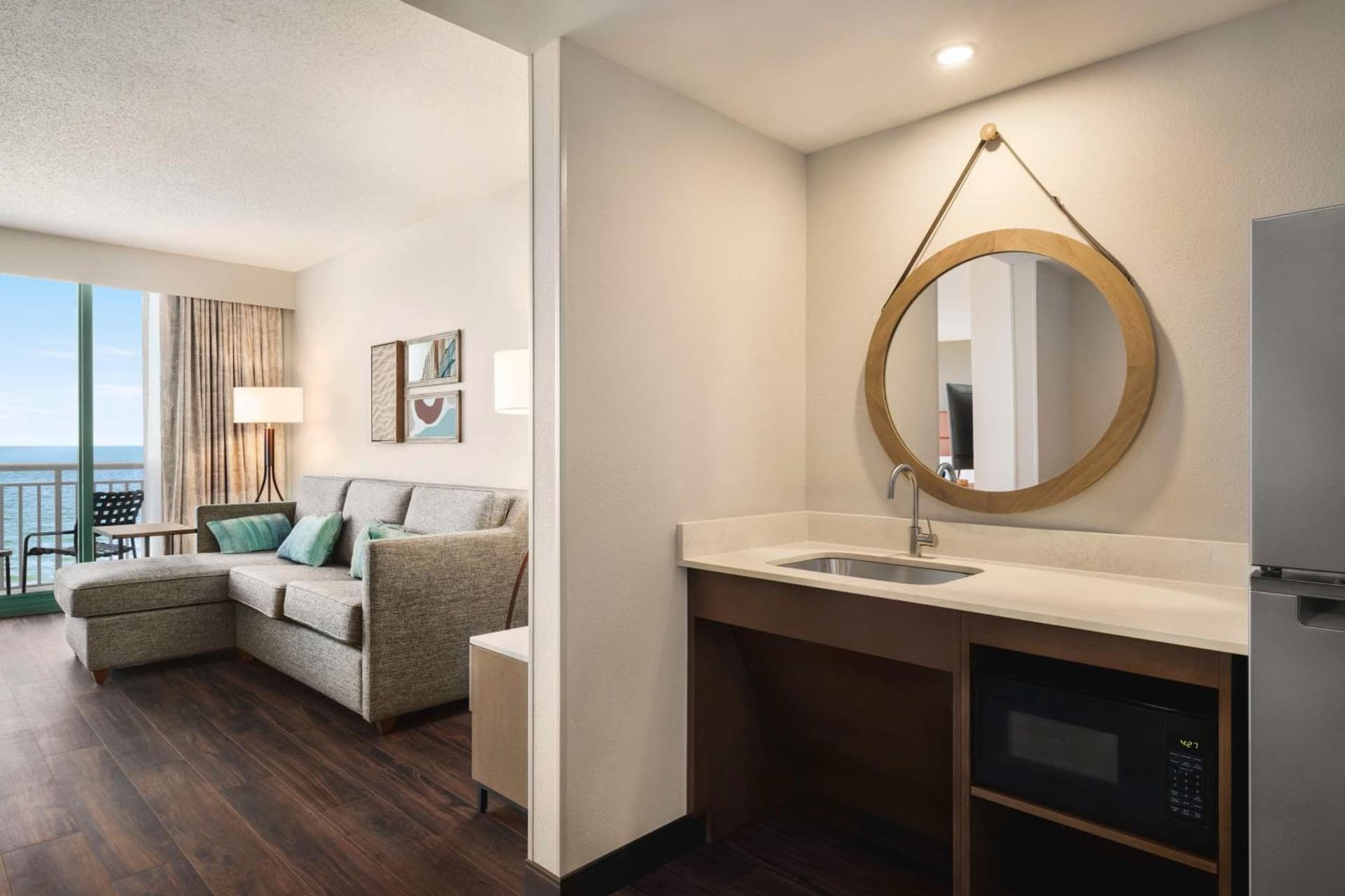 Hampton Inn Virginia Beach-Oceanfront South gallery photo in Virginia Beach, VA — image 64