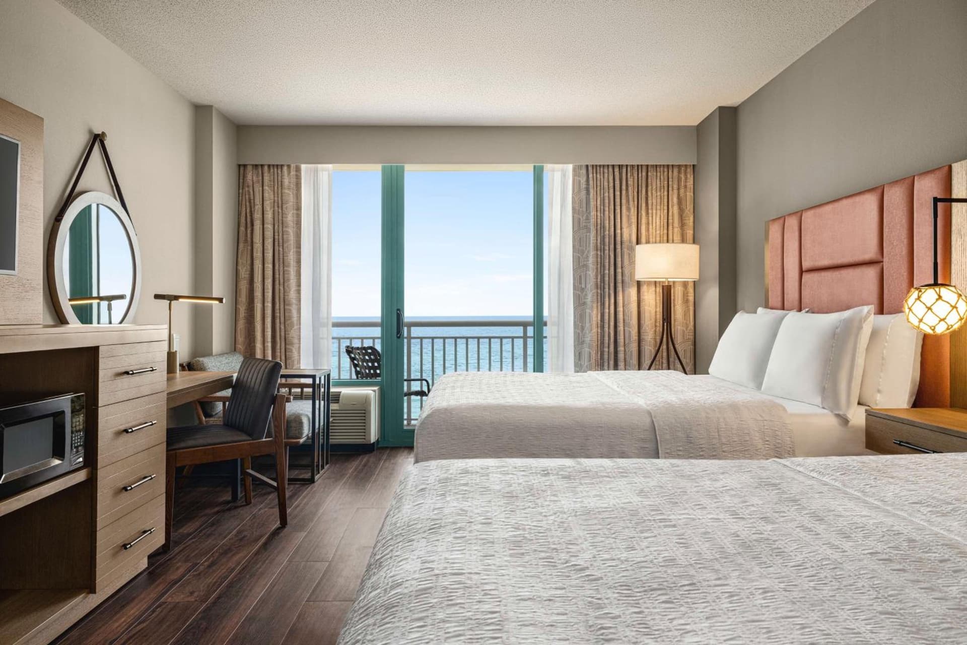Hampton Inn Virginia Beach-Oceanfront South gallery photo in Virginia Beach, VA — image 73