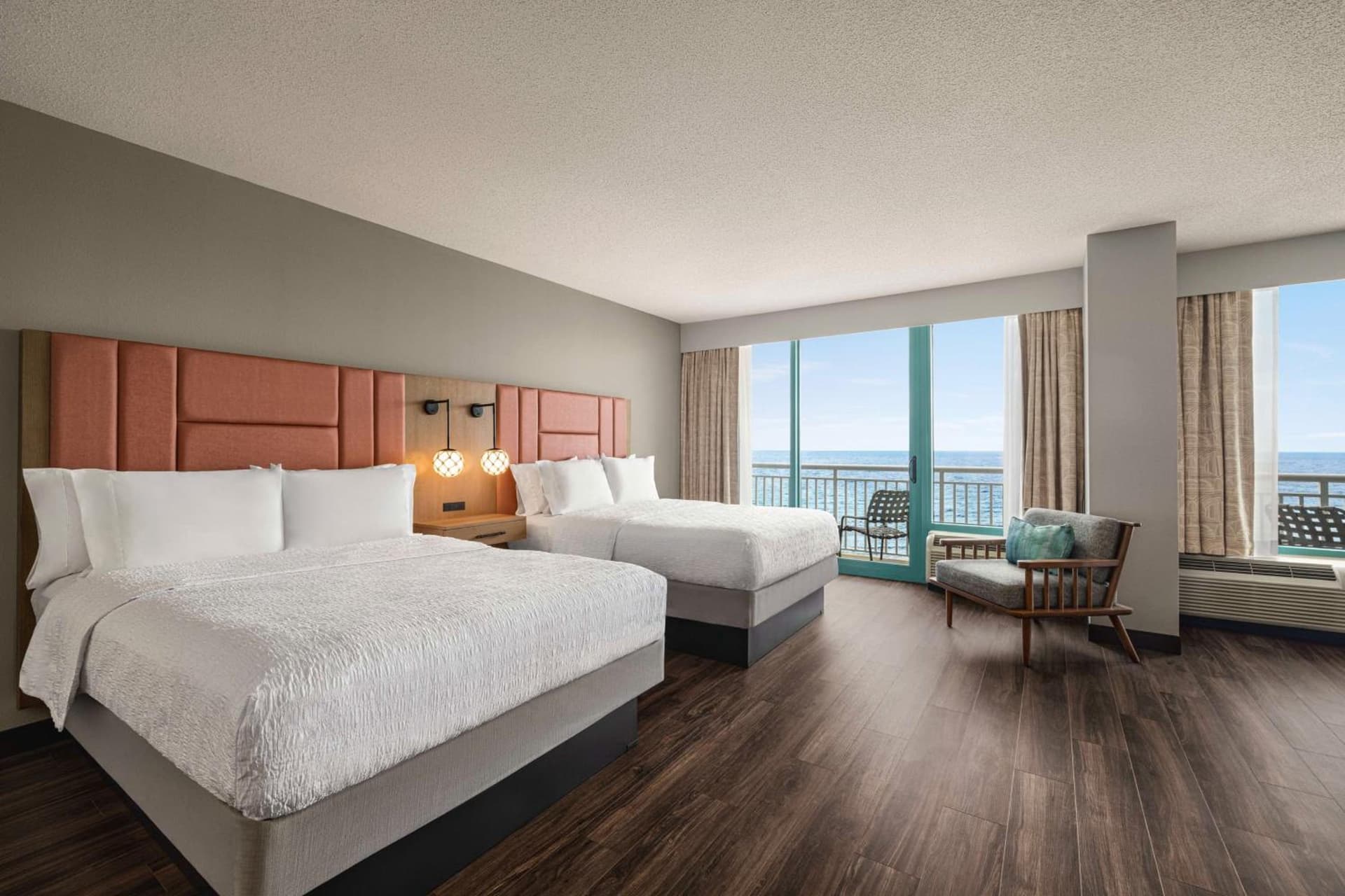 Hampton Inn Virginia Beach-Oceanfront South gallery photo in Virginia Beach, VA — image 44