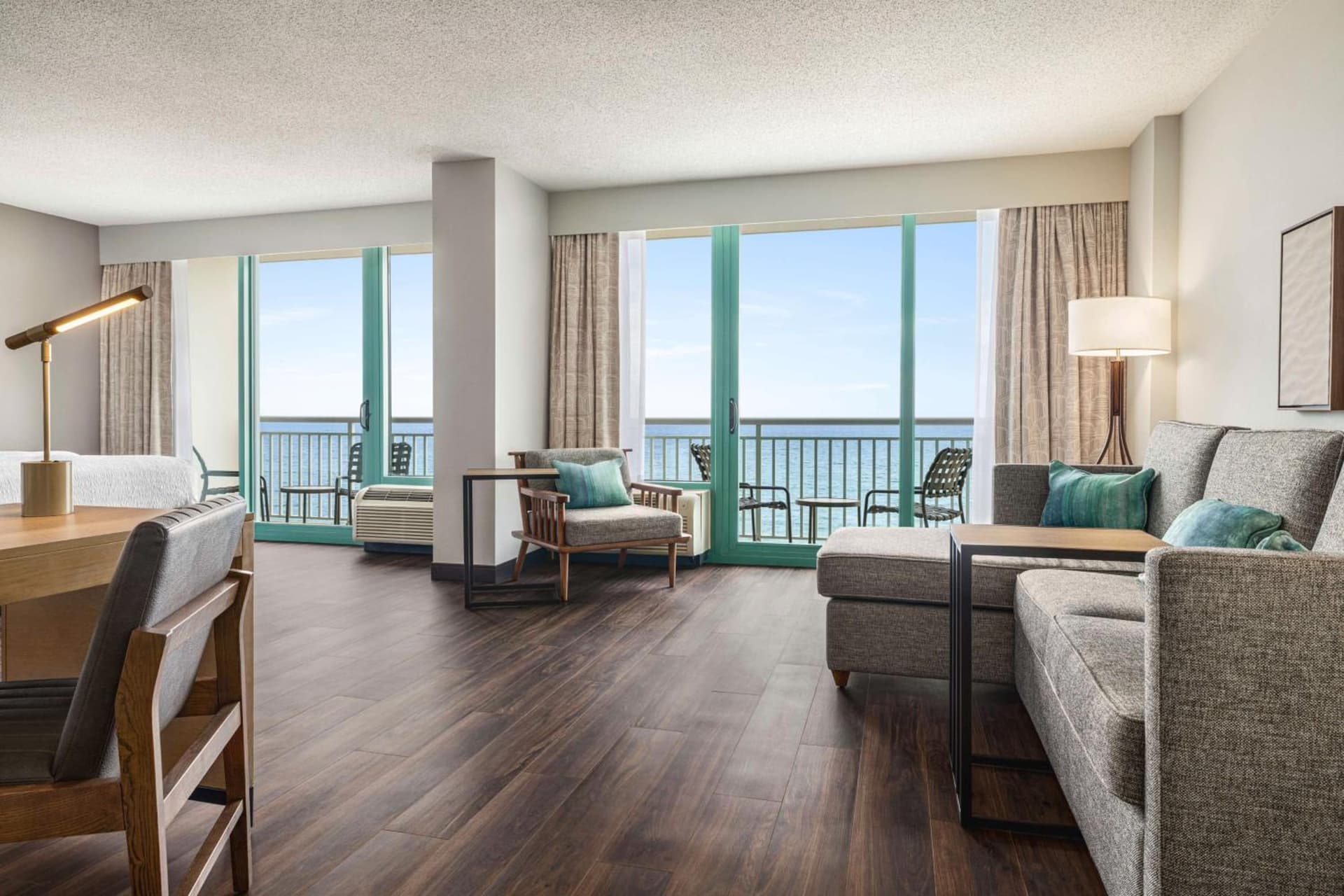 Hampton Inn Virginia Beach-Oceanfront South gallery photo in Virginia Beach, VA — image 60