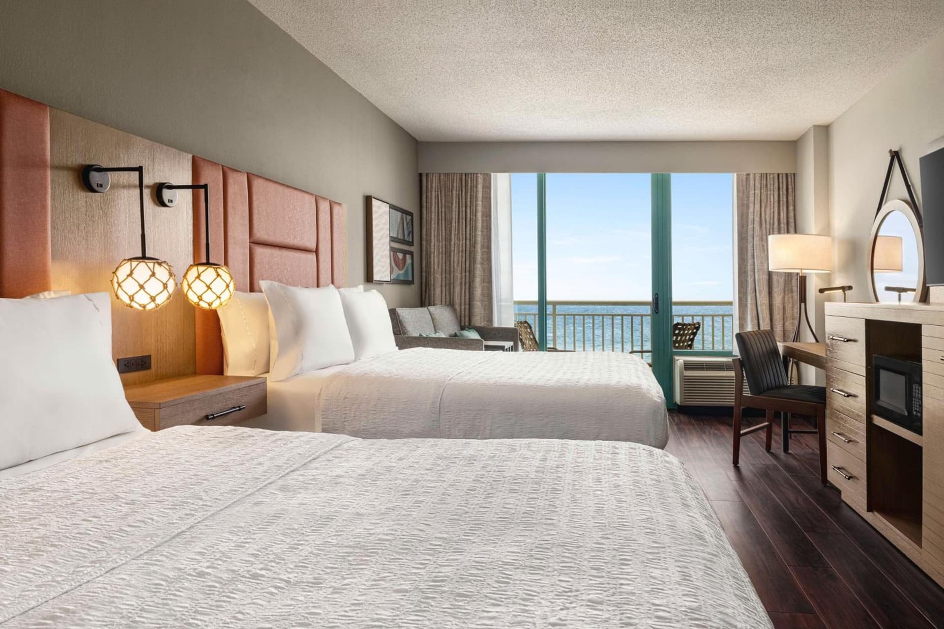 Hampton Inn Virginia Beach-Oceanfront South gallery photo in Virginia Beach, VA — image 71