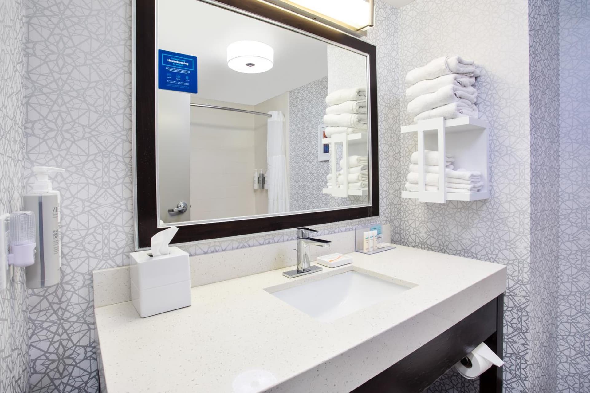 Hampton Inn & Suites Columbia/Southeast-Fort Jackson gallery photo in Columbia, SC — image 24