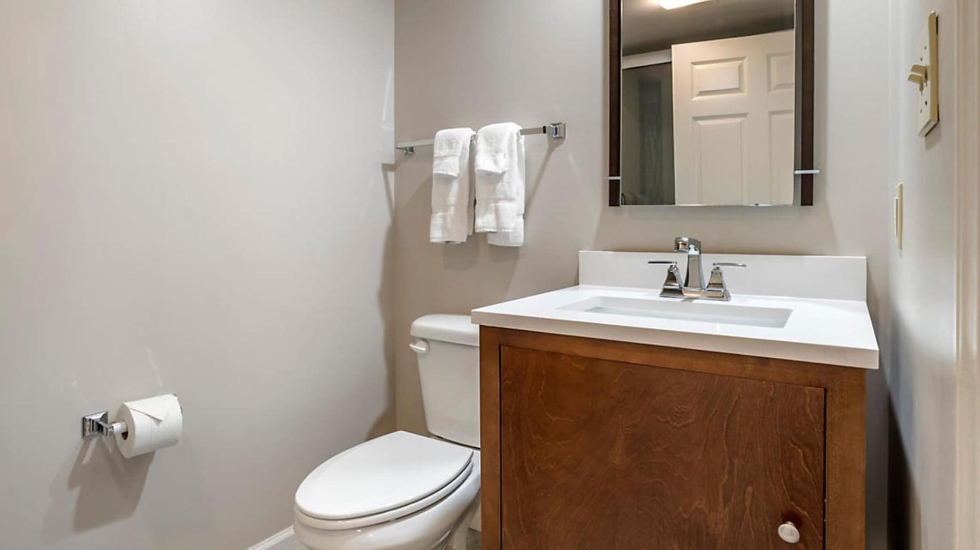 Bluegreen Vacations Suites at Hershey interior in Hershey, PA — gallery photo 2