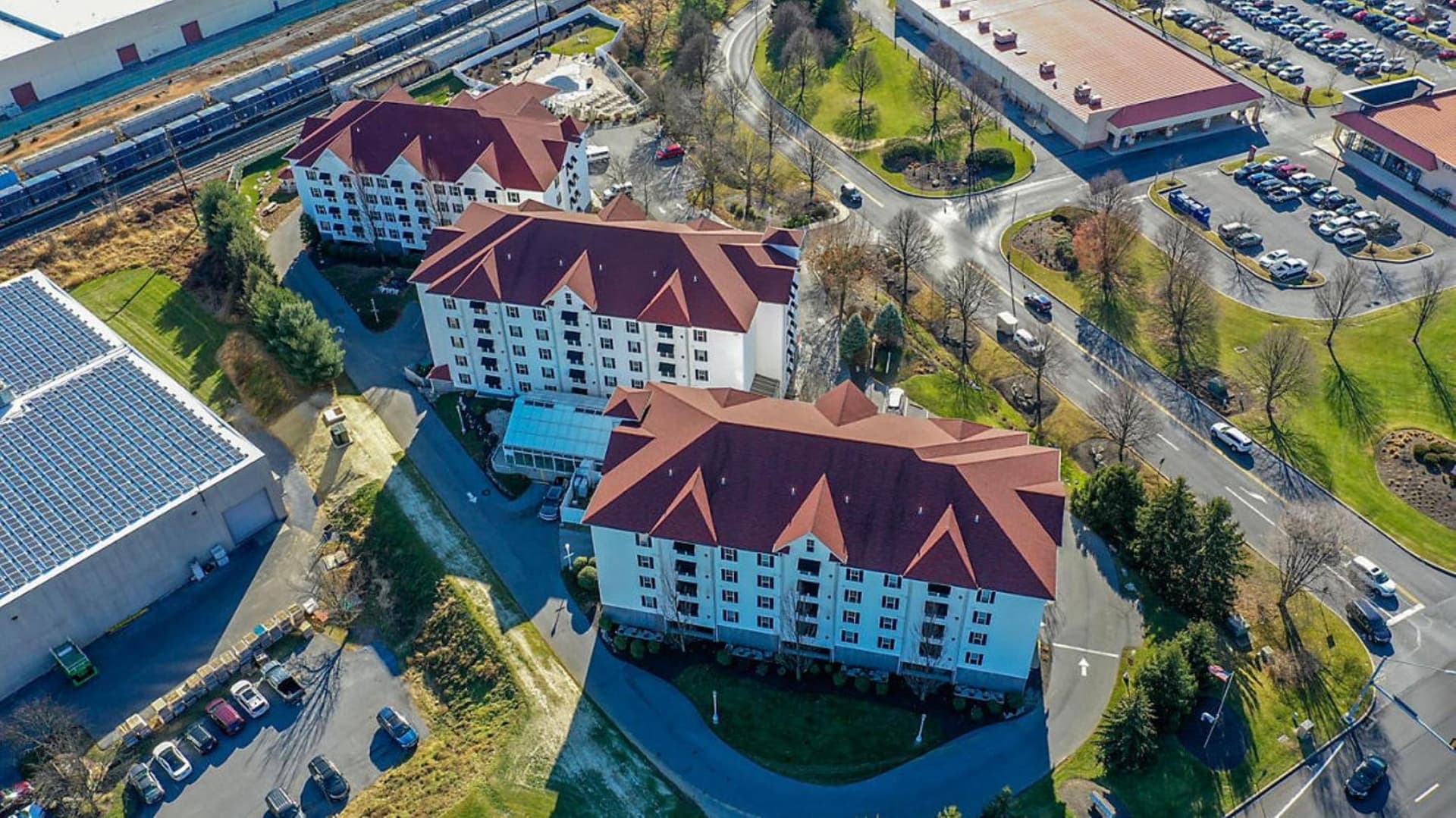 Bluegreen Vacations Suites at Hershey featured exterior or lobby in Hershey, PA — similar hotel
