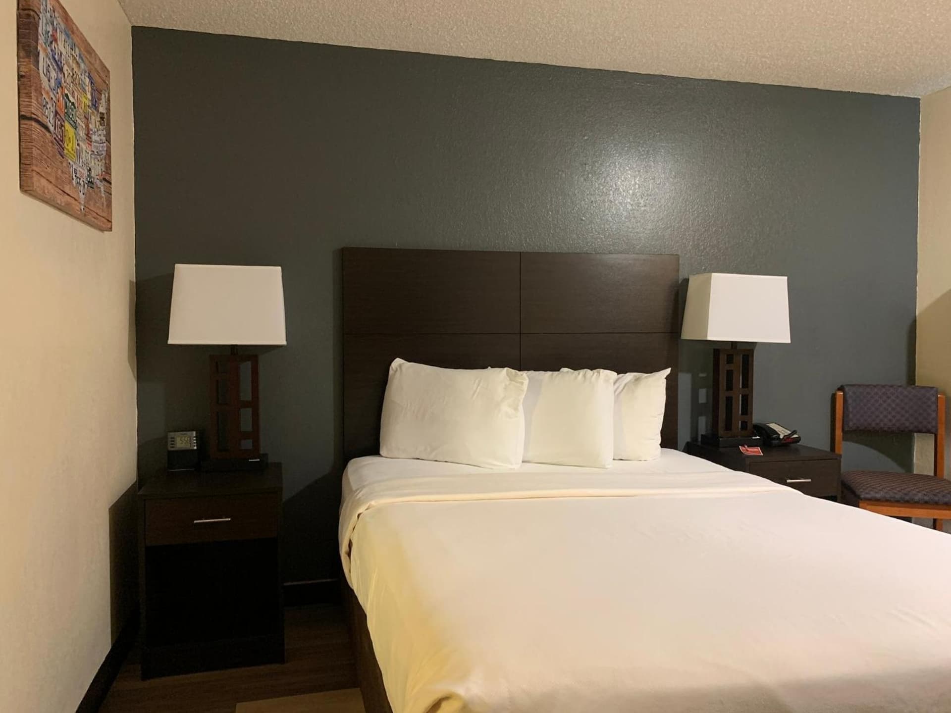 Brentwood Inn Clinton property views in Clinton, OK — gallery photo 3