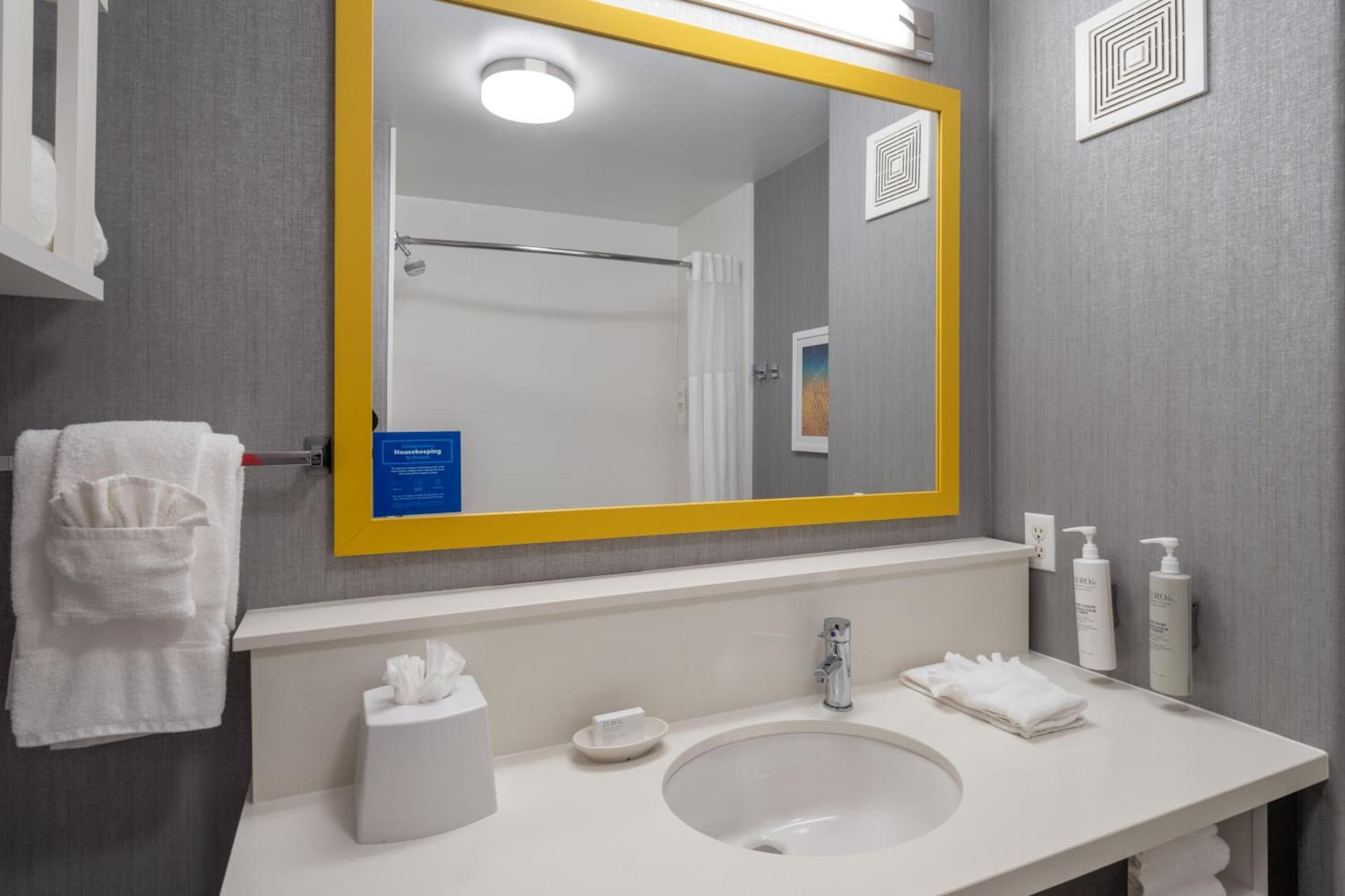 Hampton Inn & Suites Agoura Hills gallery photo in Agoura Hills, CA — image 75