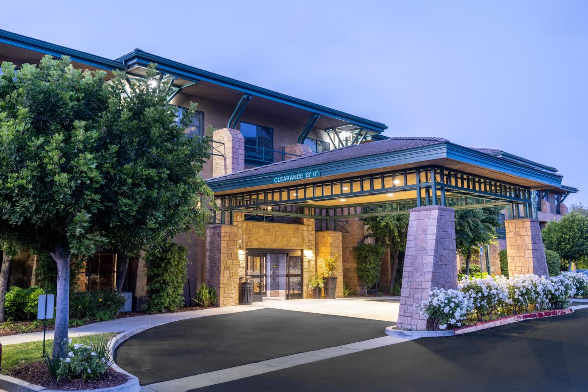 Hampton Inn & Suites Agoura Hills gallery photo in Agoura Hills, CA — image 78