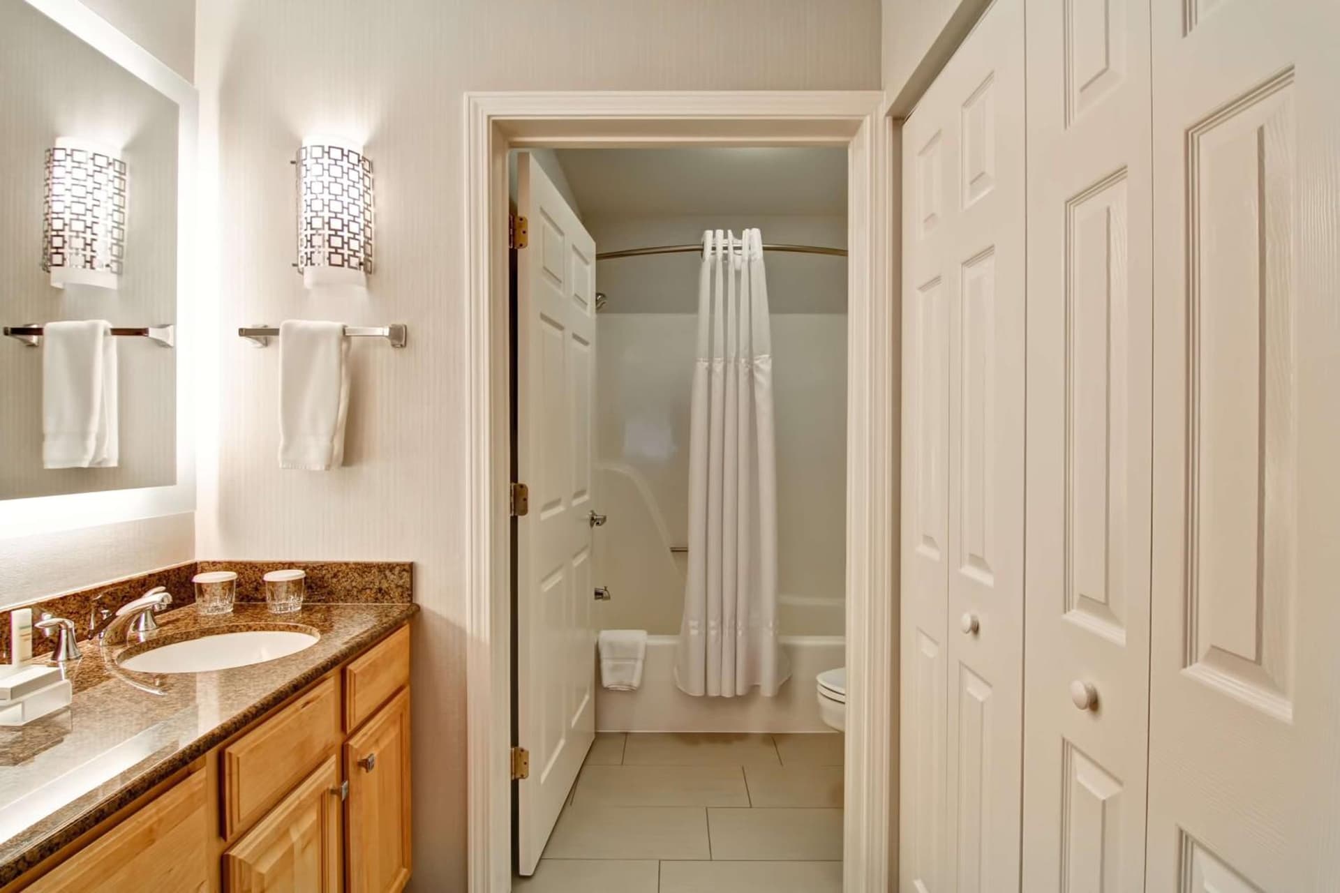 Homewood Suites by Hilton Stratford gallery photo in Stratford, CT — image 41