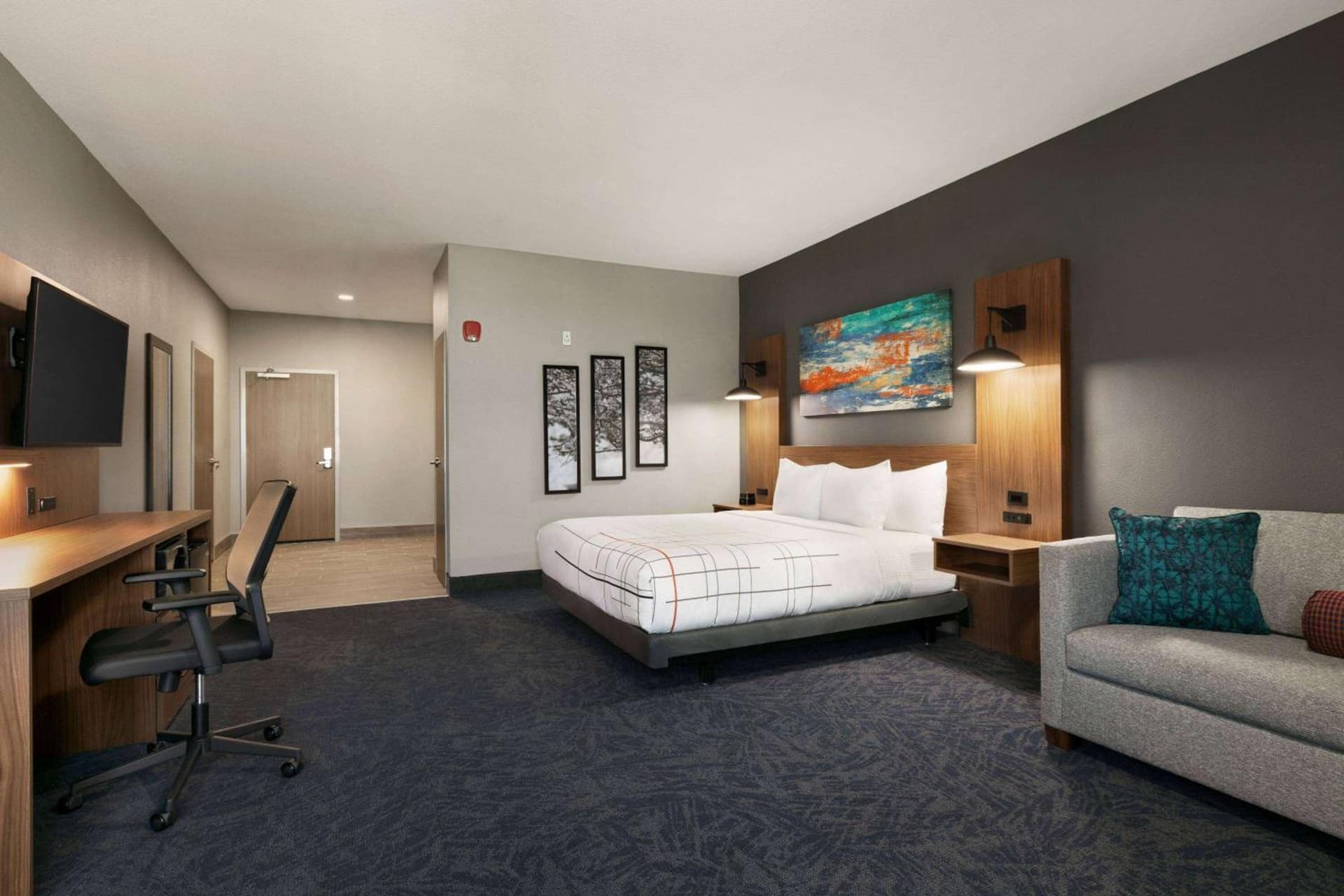 La Quinta Inn & Suites by Wyndham College Station North gallery photo in College Station, TX — image 30