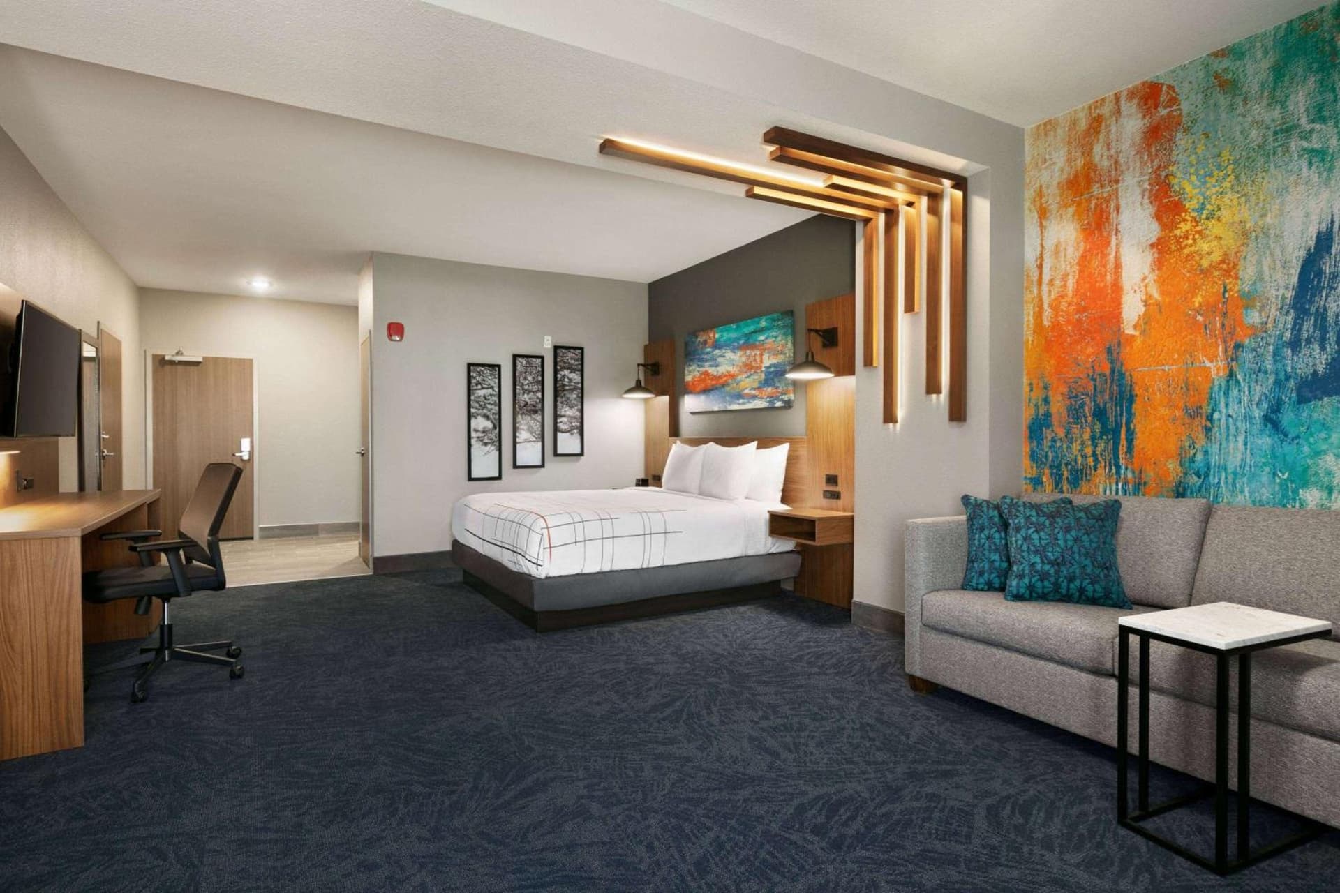 La Quinta Inn & Suites by Wyndham College Station North gallery photo in College Station, TX — image 34