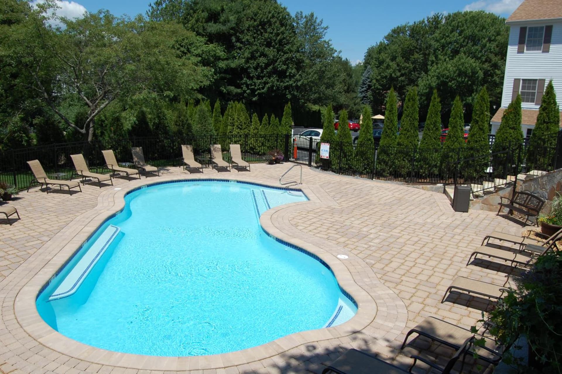 Sea Rose Suites interior in Ogunquit — gallery photo 2