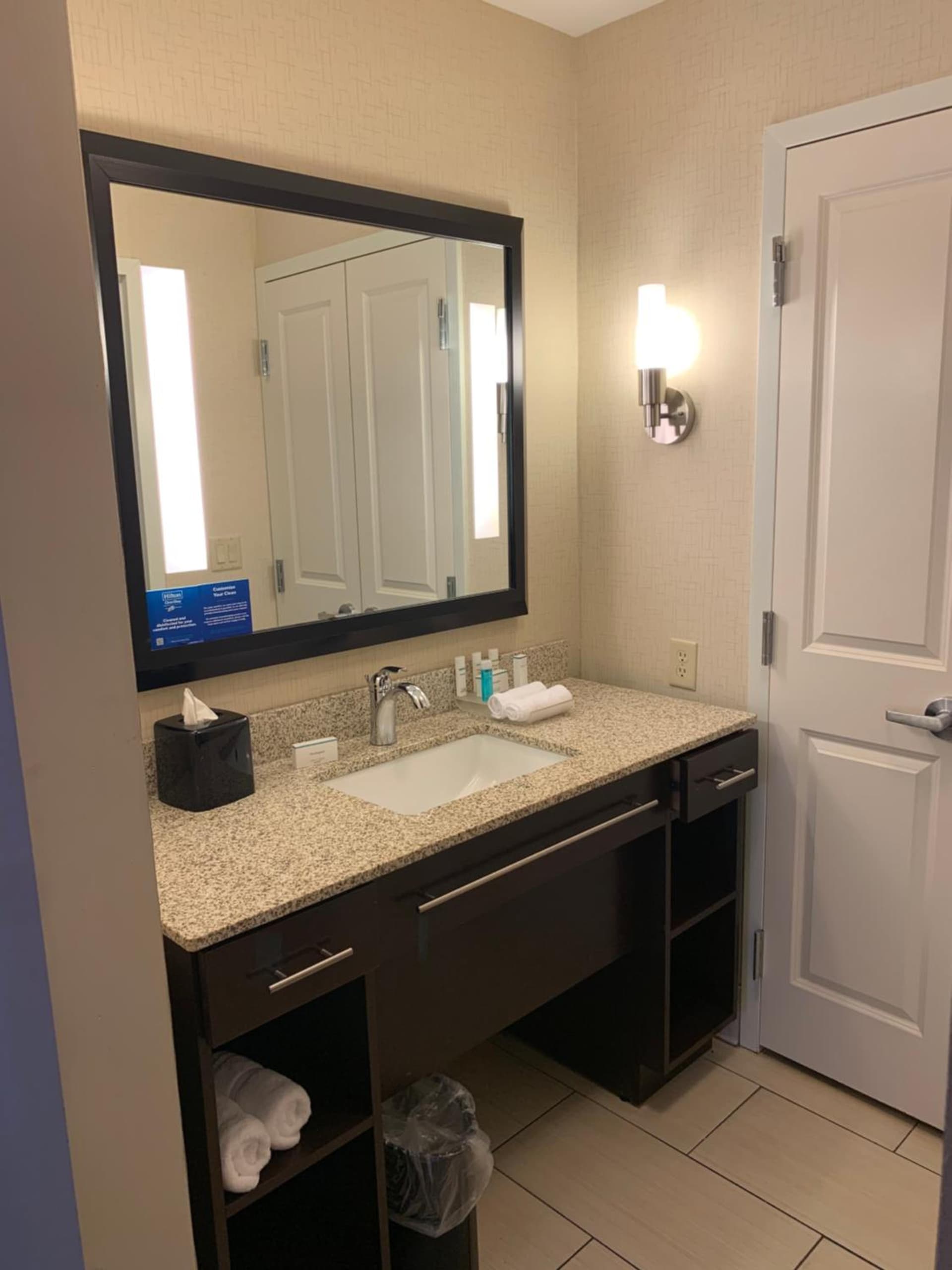 Homewood Suites by Hilton Munster gallery photo in Munster, IN — image 15