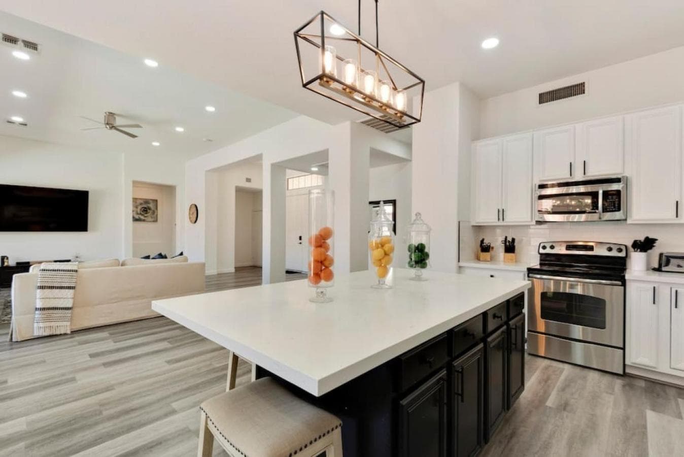 Gilbert Grandeur by Rather Be Properties gallery photo in Gilbert, AZ — image 12