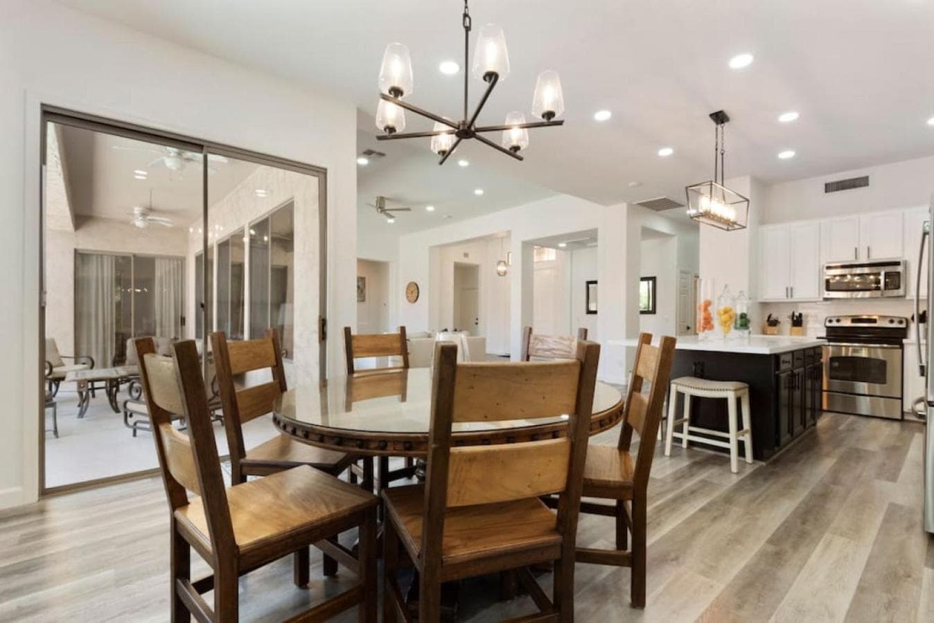 Gilbert Grandeur by Rather Be Properties gallery photo in Gilbert, AZ — image 20