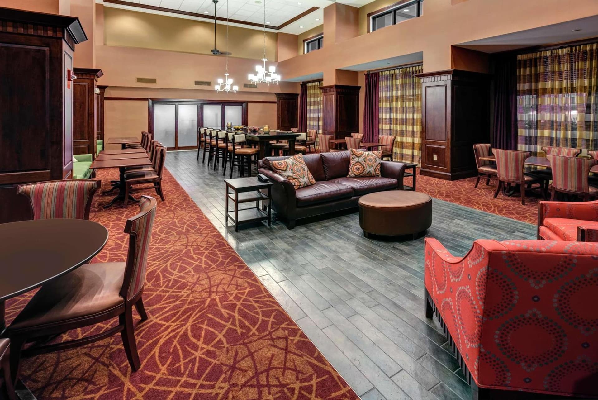 Hampton Inn & Suites Chadds Ford property views in Glen Mills, PA — gallery photo 3