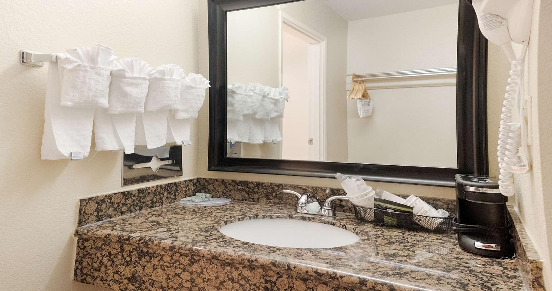 Best Western Amador Inn gallery photo in Jackson, CA — image 52