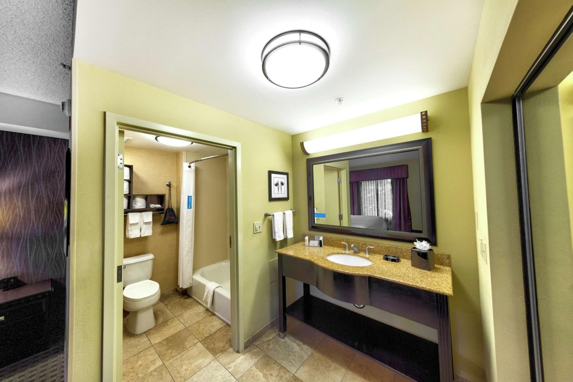 Hampton Inn & Suites Chadds Ford gallery photo in Glen Mills, PA — image 24
