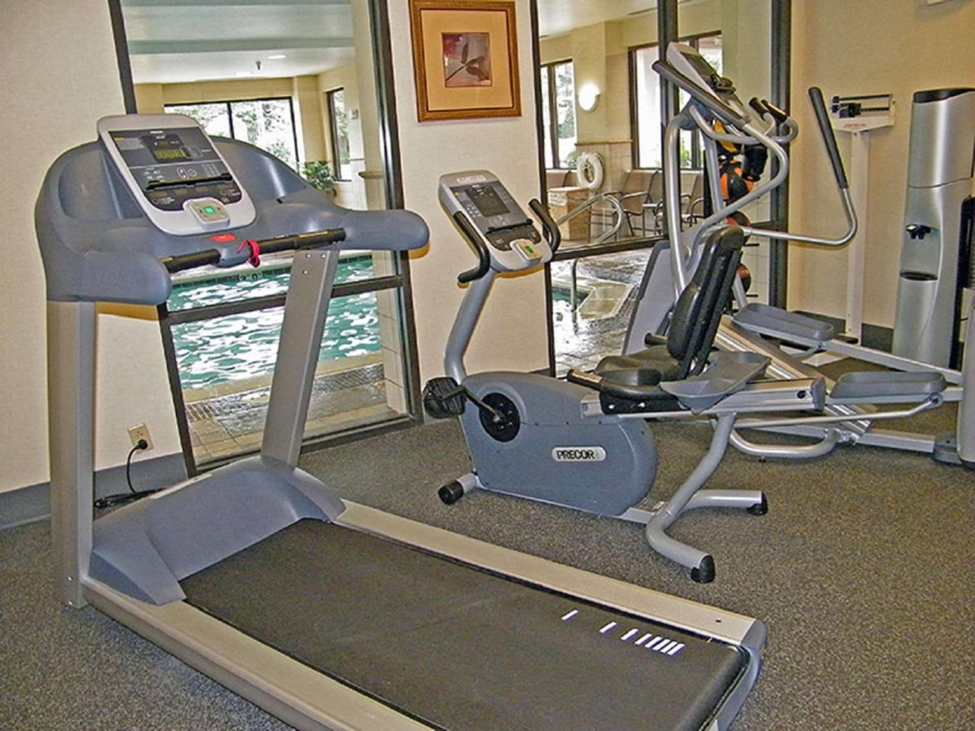 Hampton Inn & Suites Norfolk-Airport interior in Norfolk, VA — gallery photo 2