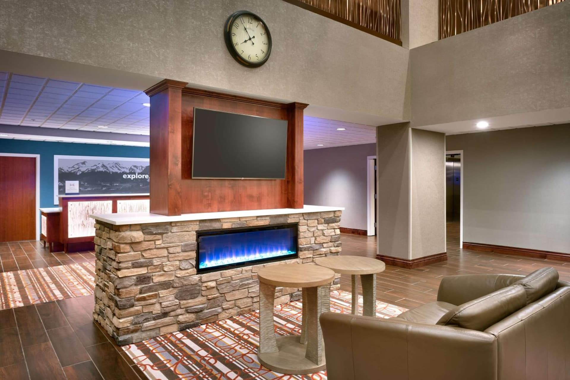 Hampton Inn & Suites Pocatello interior in Pocatello, ID — gallery photo 2