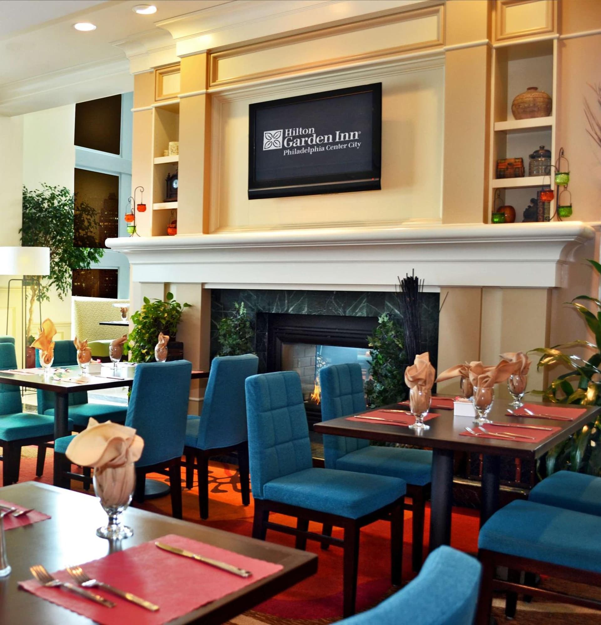 Hilton Garden Inn Philadelphia Center City gallery photo in Philadelphia, PA — image 16