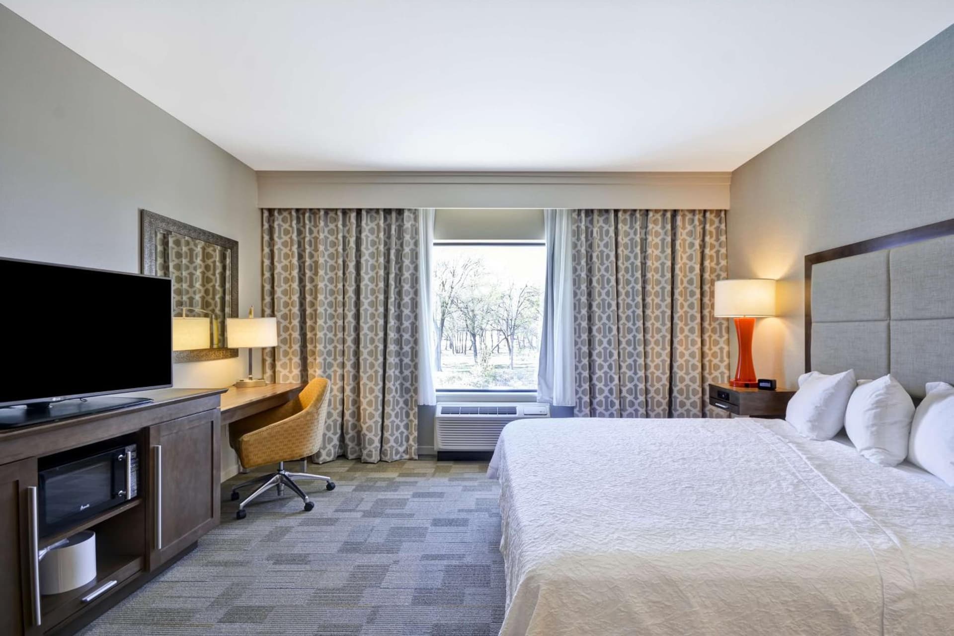 Hampton Inn & Suites Dallas/Plano-East gallery photo in Plano, TX — image 21
