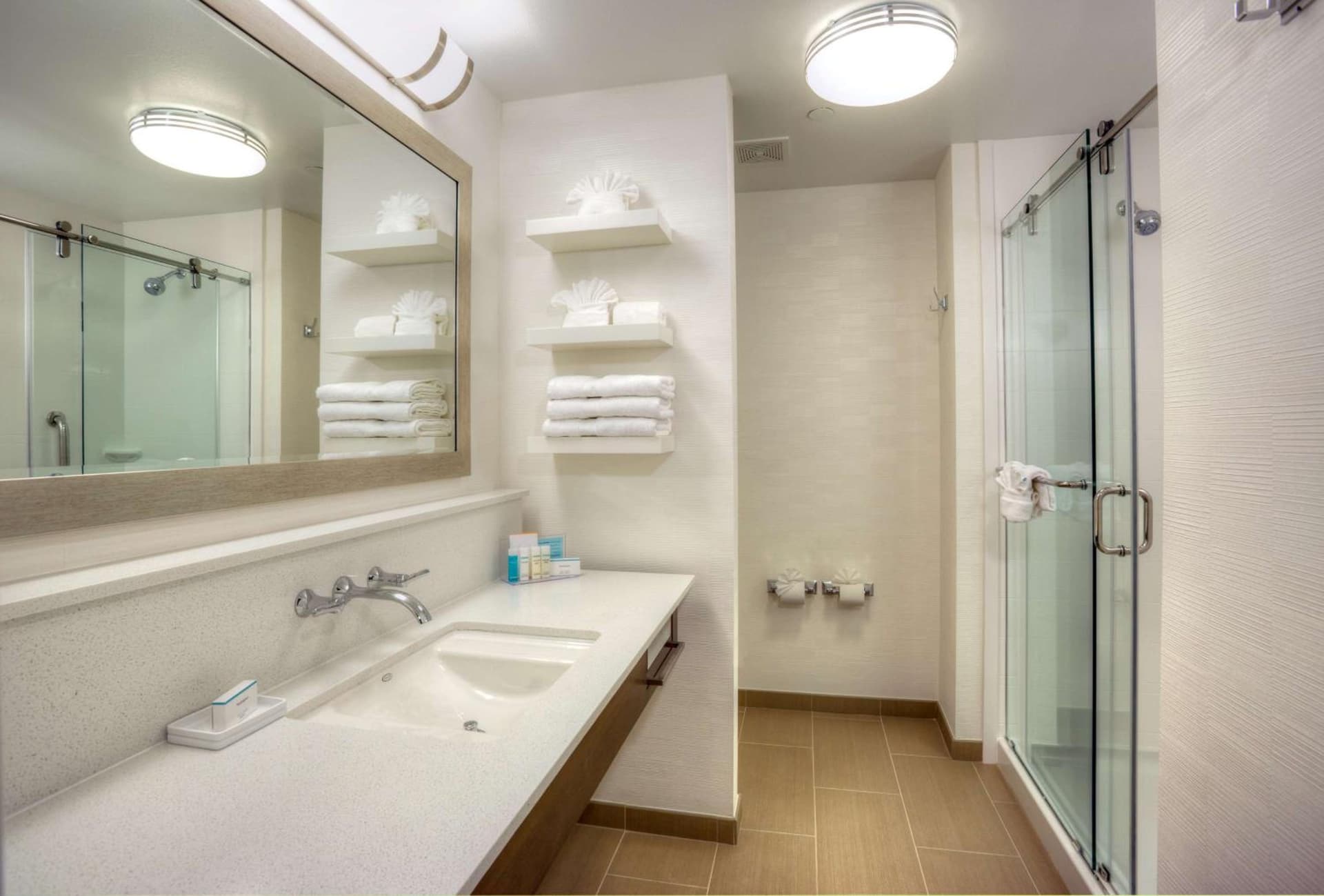Hampton Inn & Suites Dallas/Plano-East gallery photo in Plano, TX — image 12