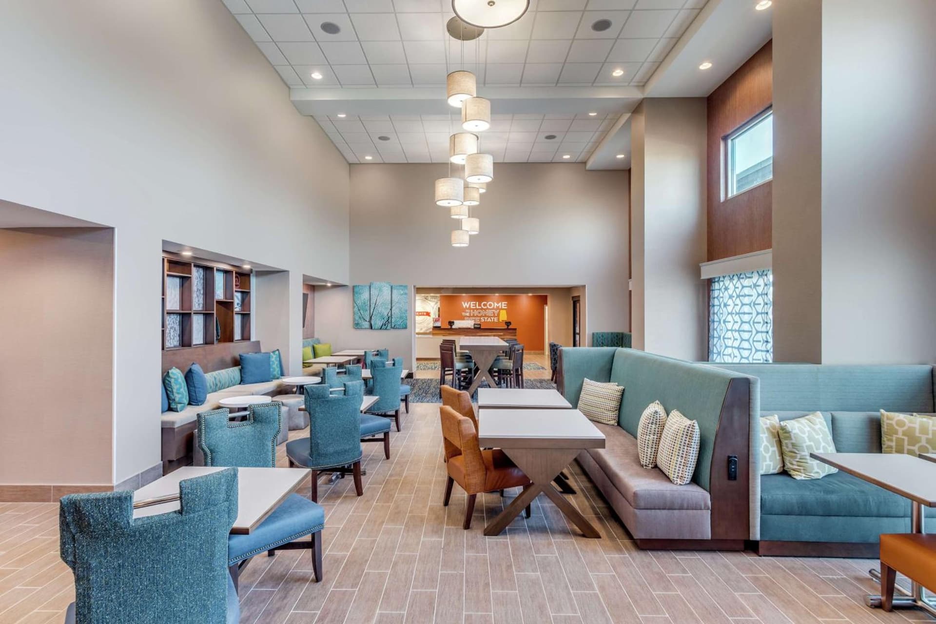 Hampton Inn & Suites Saraland Mobile property views in Saraland, AL — gallery photo 3