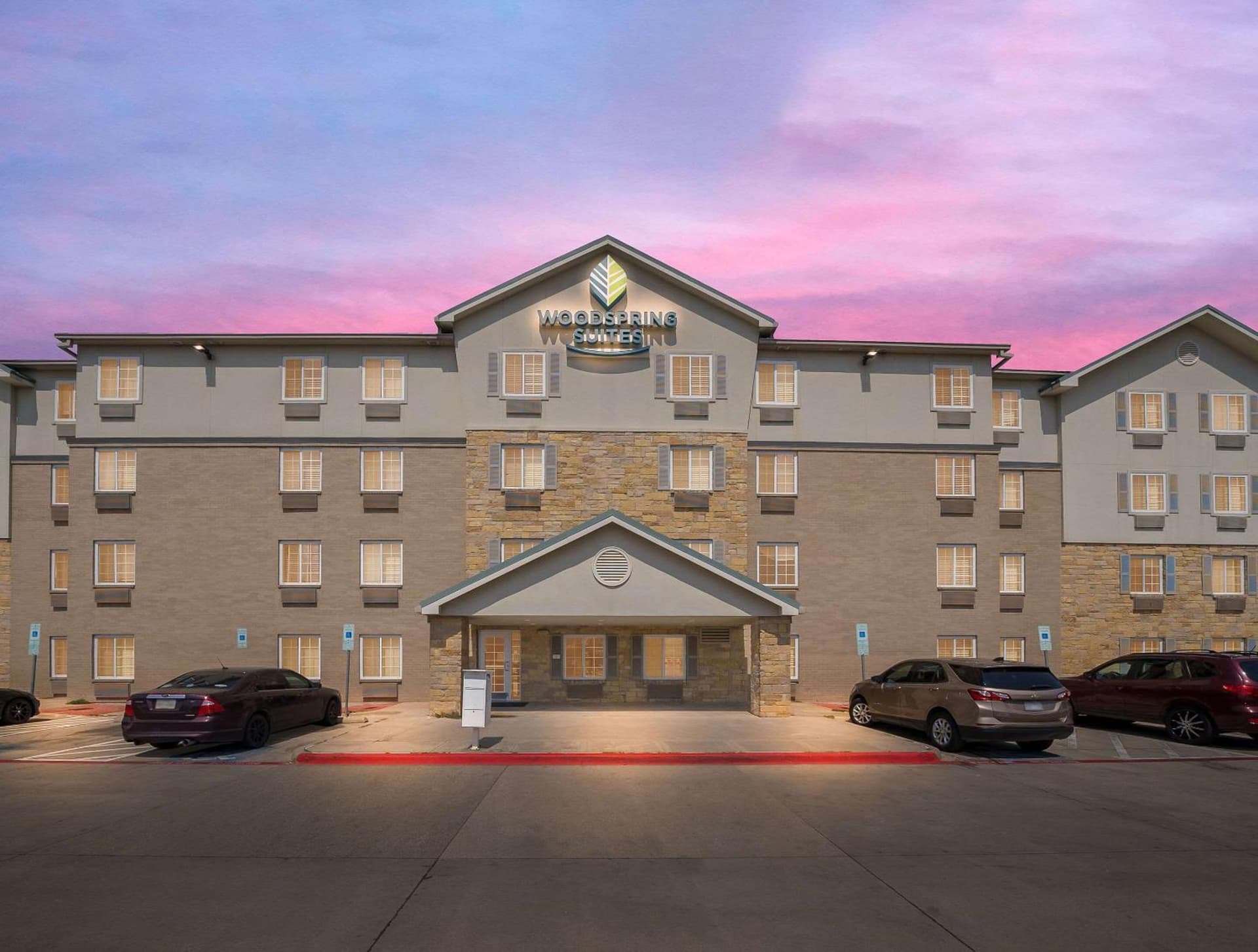 WoodSpring Suites Dallas Rockwall gallery photo in Rockwall, TX — image 10