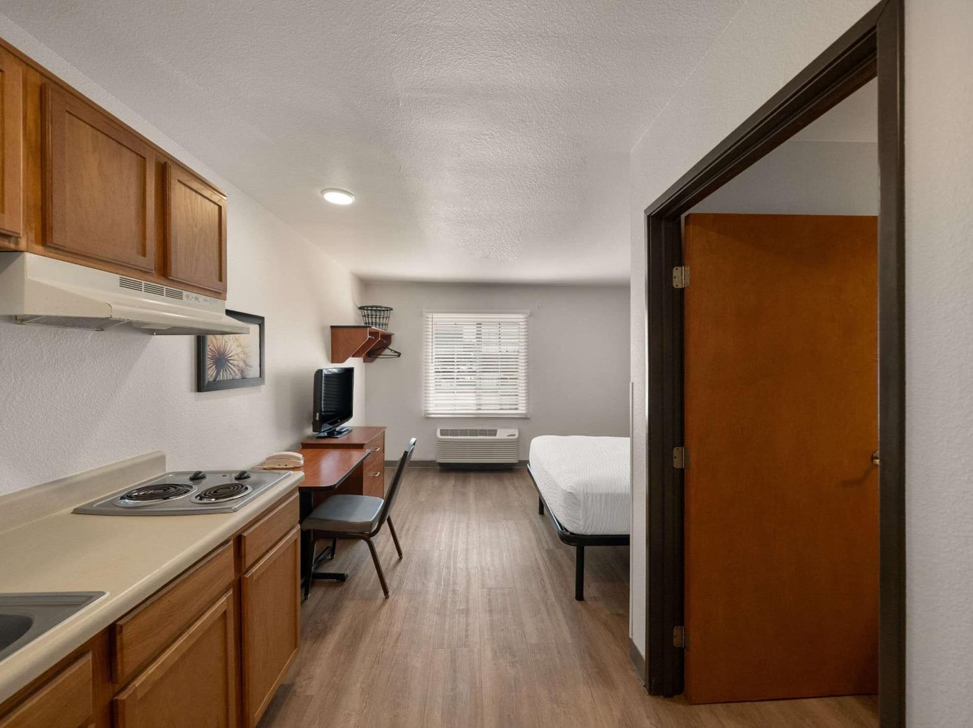 WoodSpring Suites Dallas Rockwall gallery photo in Rockwall, TX — image 25