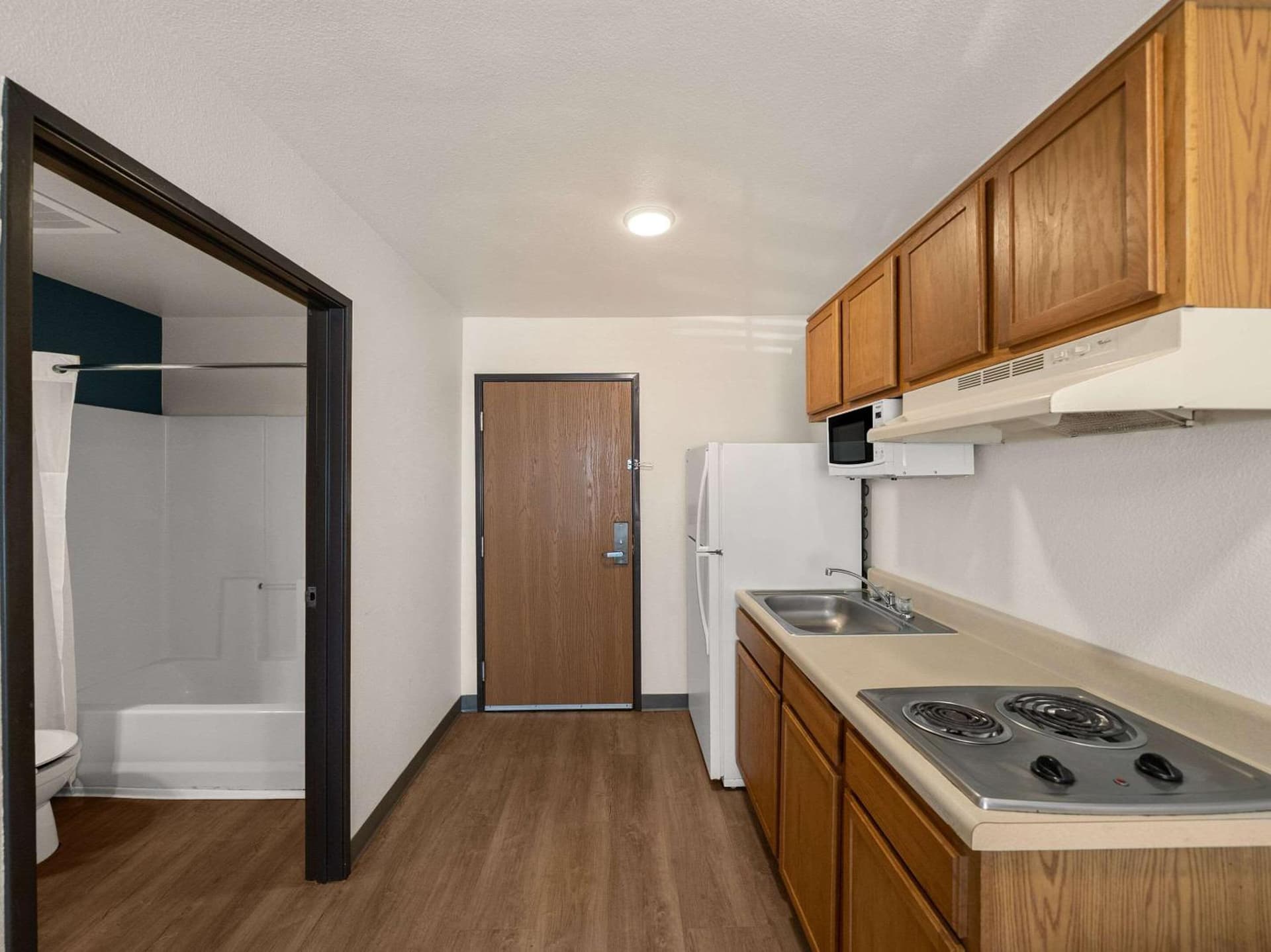 WoodSpring Suites Dallas Rockwall gallery photo in Rockwall, TX — image 17