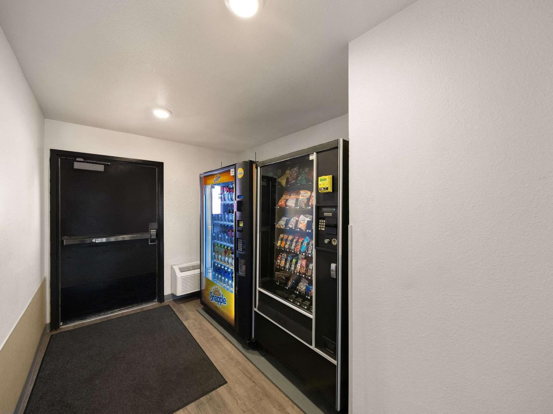 WoodSpring Suites Dallas Rockwall gallery photo in Rockwall, TX — image 13