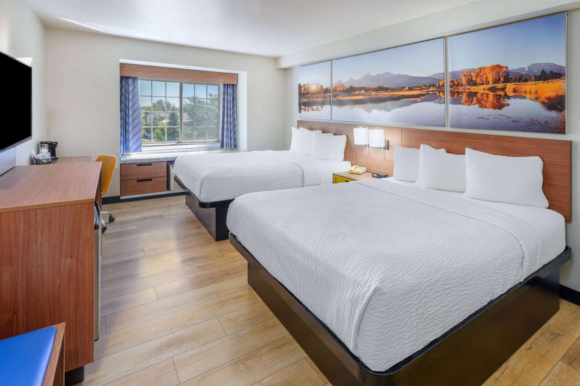 Days Inn & Suites by Wyndham Greeley gallery photo in Greeley, CO — image 33
