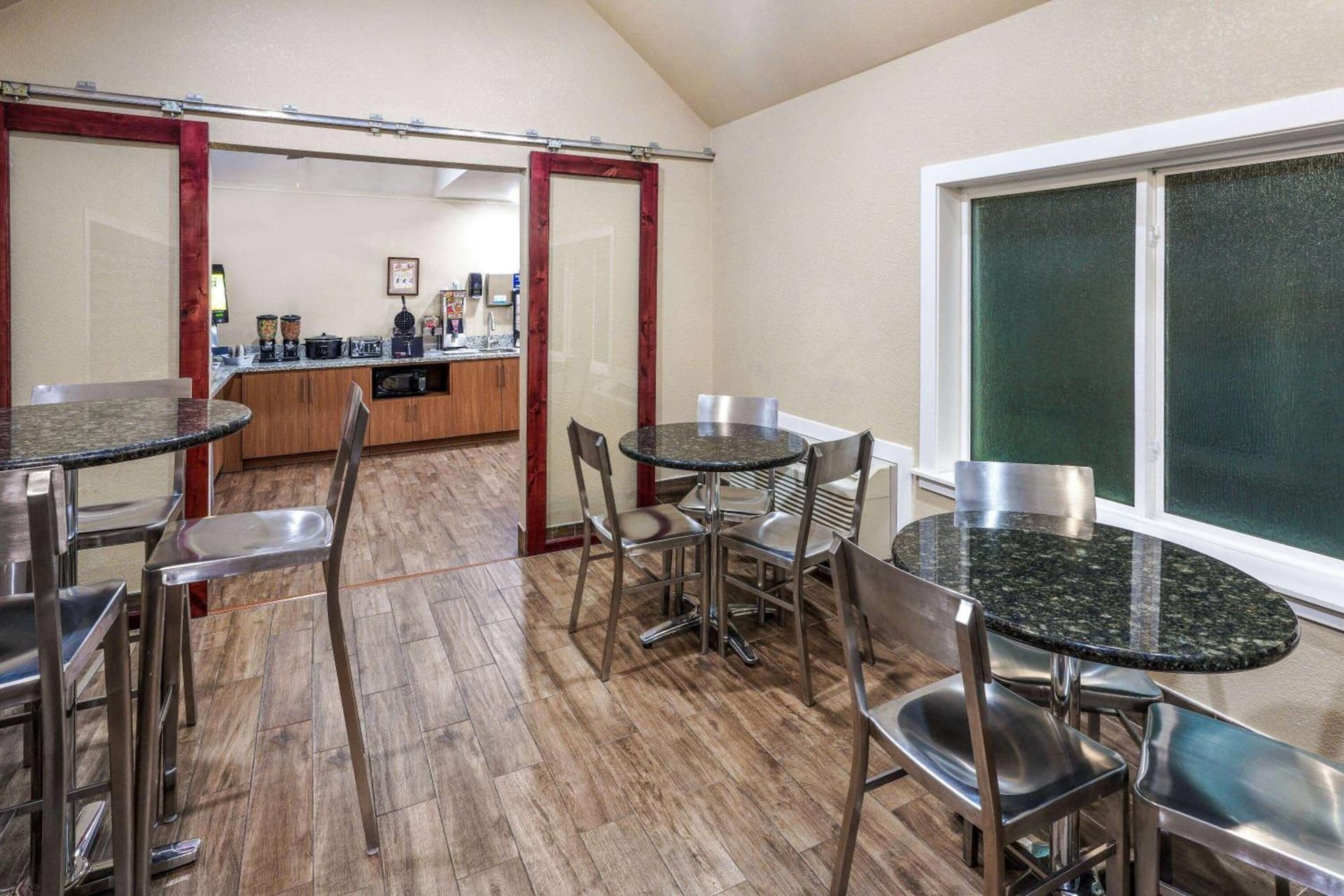 Days Inn & Suites by Wyndham Greeley property views in Greeley, CO — gallery photo 3