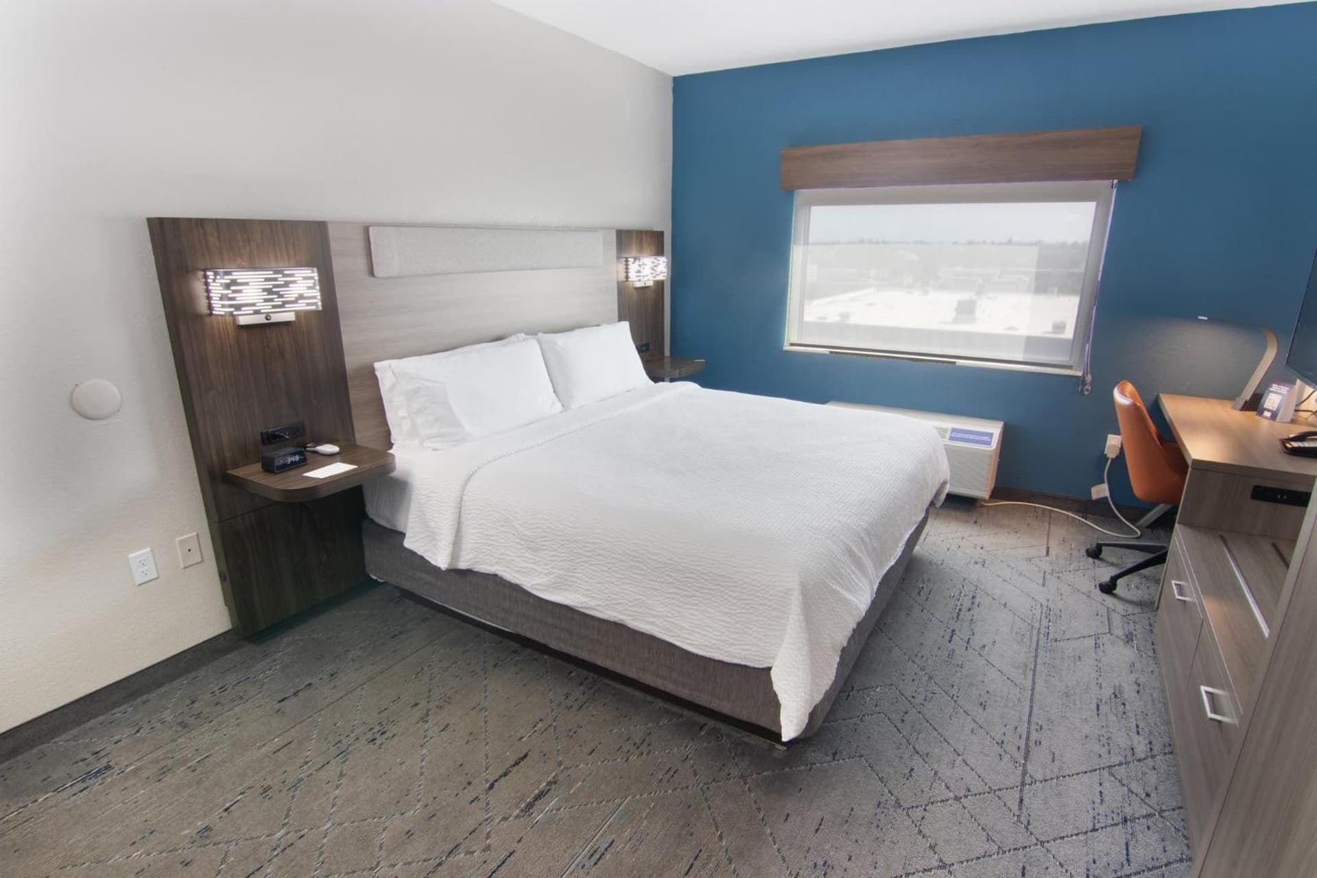 Holiday Inn Express and Suites Fort Lauderdale Airport West by IHG gallery photo in Davie, FL — image 20
