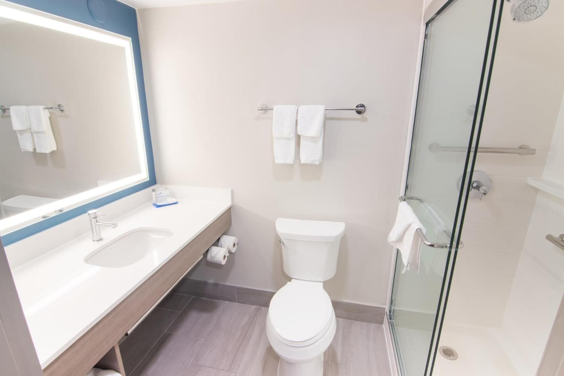 Holiday Inn Express and Suites Fort Lauderdale Airport West by IHG gallery photo in Davie, FL — image 67