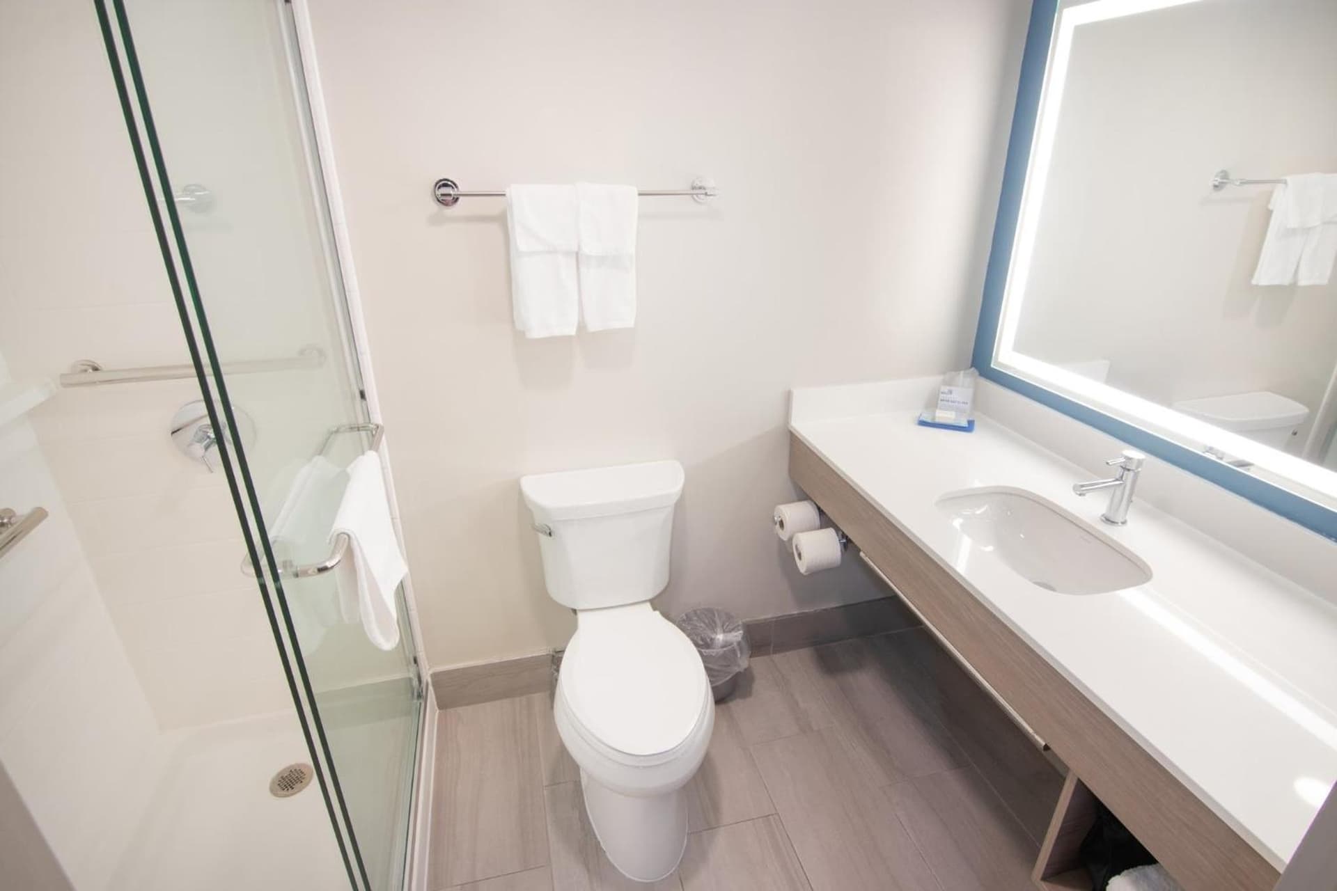 Holiday Inn Express and Suites Fort Lauderdale Airport West by IHG gallery photo in Davie, FL — image 49