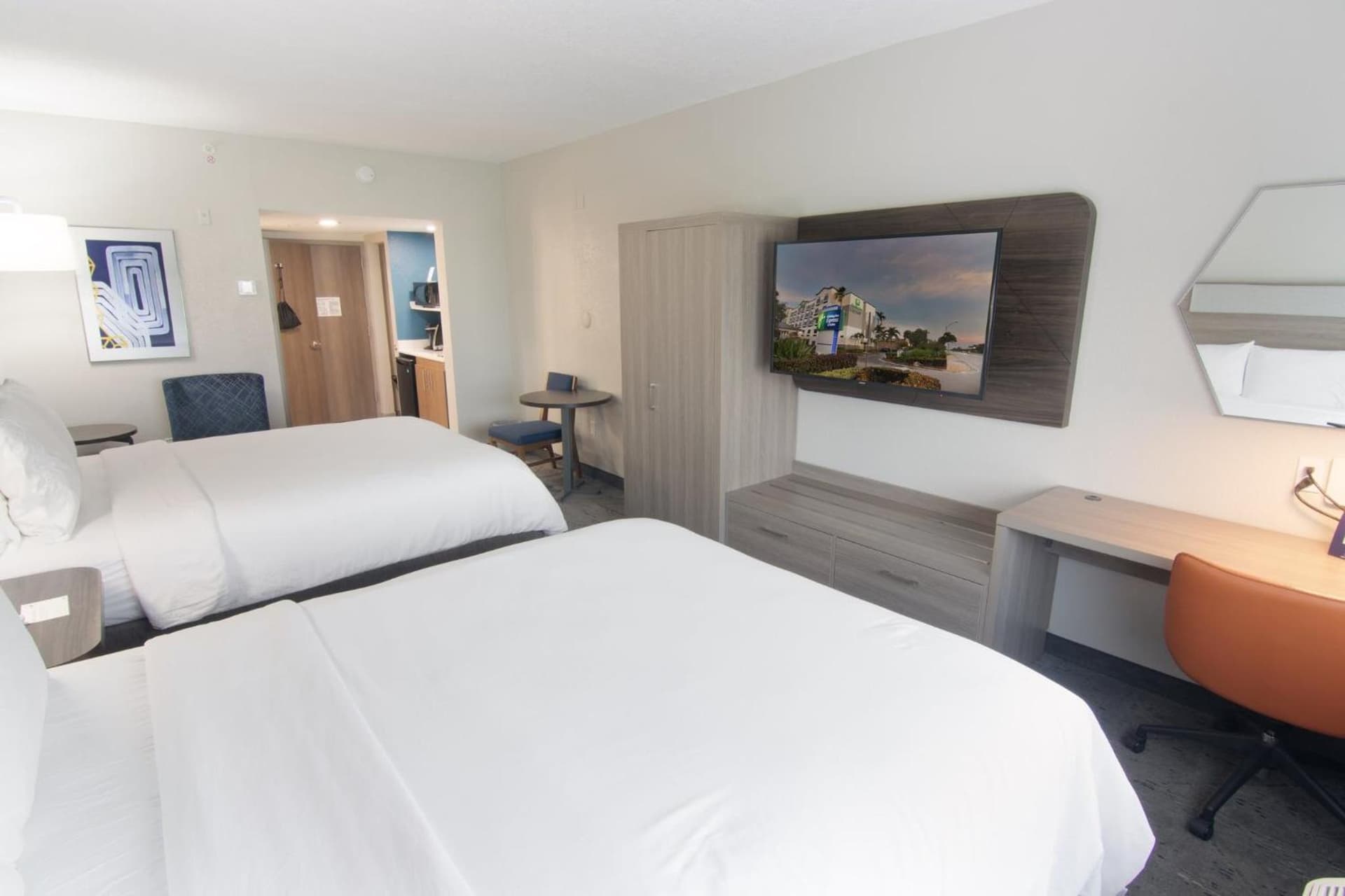Holiday Inn Express and Suites Fort Lauderdale Airport West by IHG gallery photo in Davie, FL — image 17
