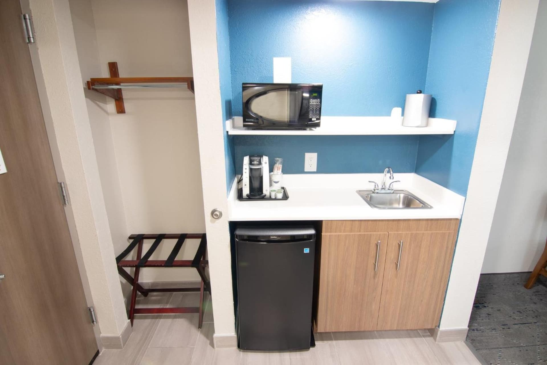 Holiday Inn Express and Suites Fort Lauderdale Airport West by IHG gallery photo in Davie, FL — image 40