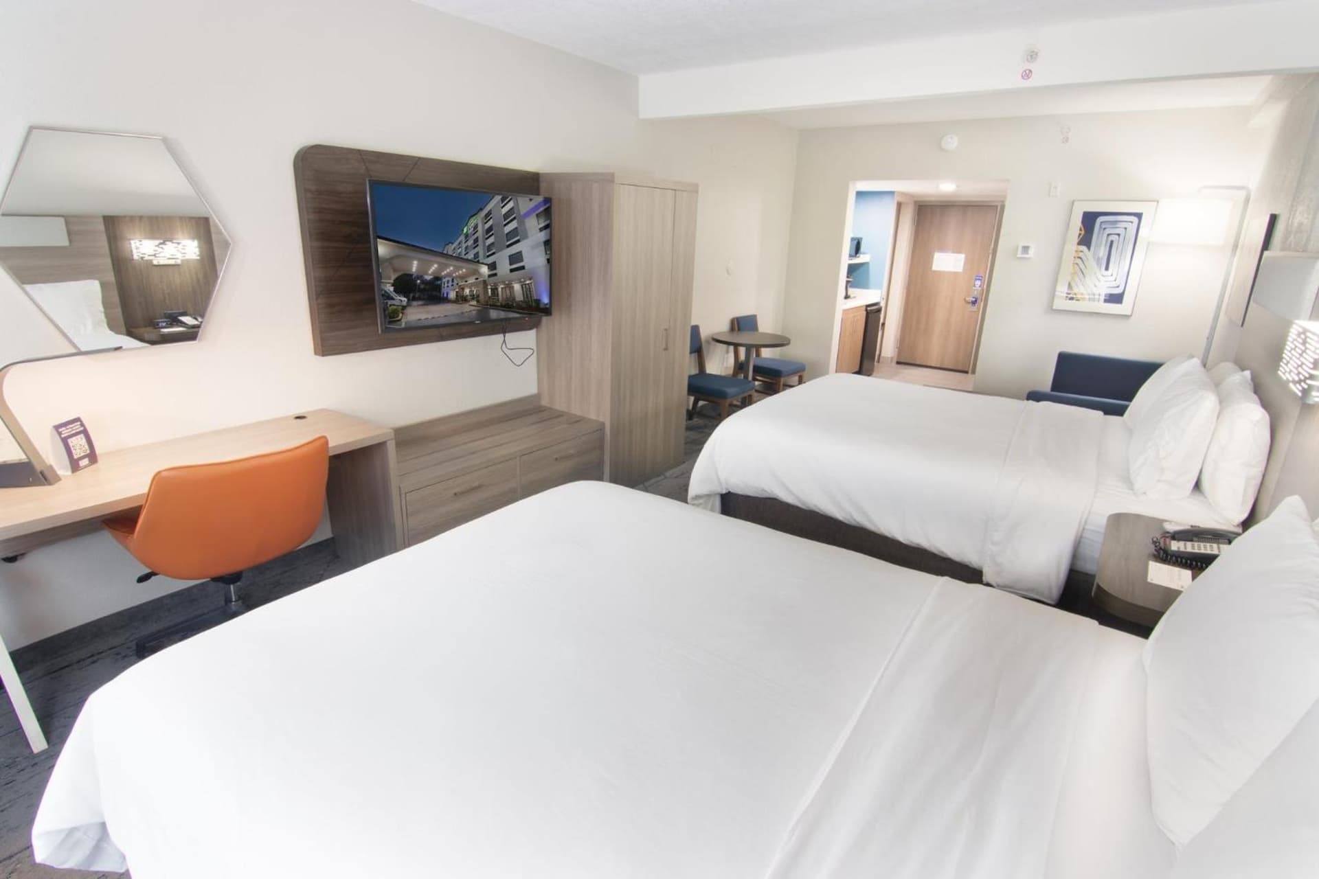 Holiday Inn Express and Suites Fort Lauderdale Airport West by IHG gallery photo in Davie, FL — image 37