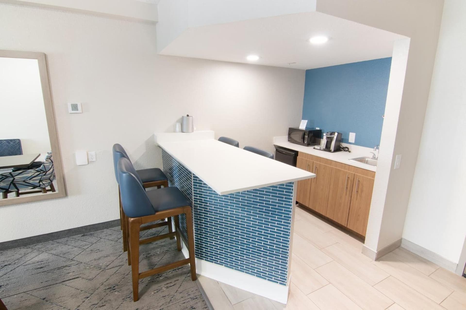 Holiday Inn Express and Suites Fort Lauderdale Airport West by IHG gallery photo in Davie, FL — image 74