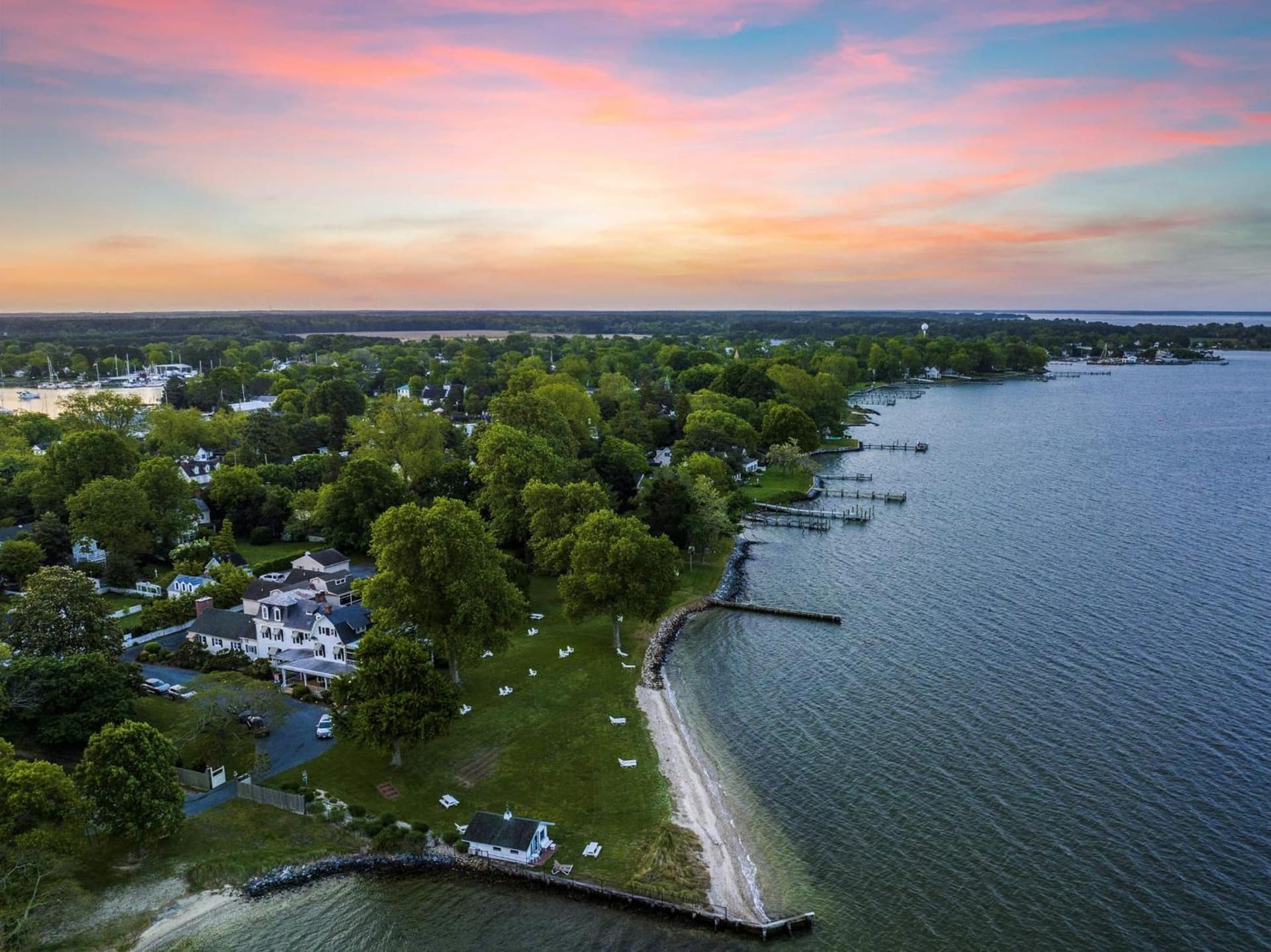 Sandaway Suites & Beach gallery photo in Oxford, MD — image 129